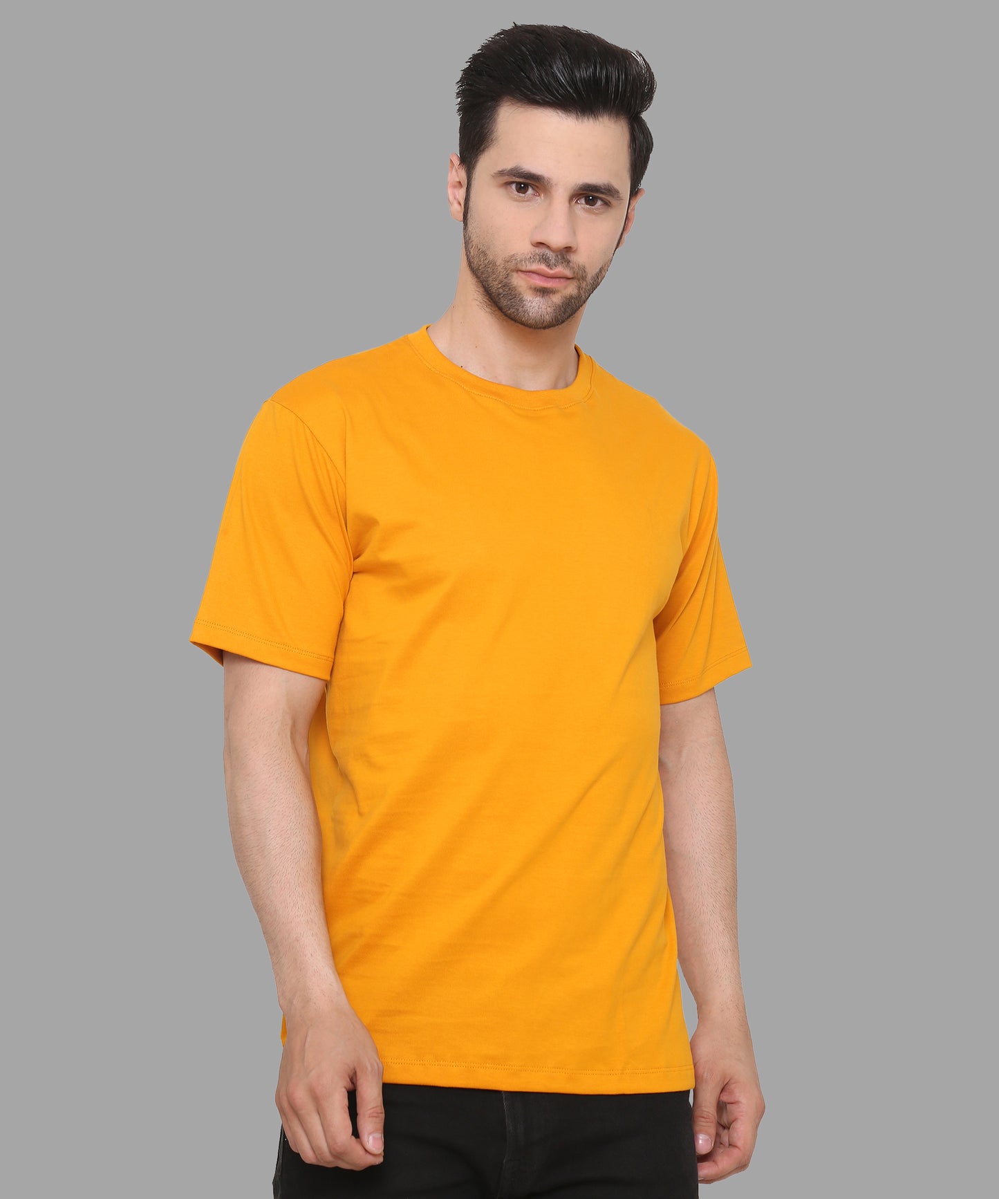 Classic Relaxed Fit Men T-shirts Yellow