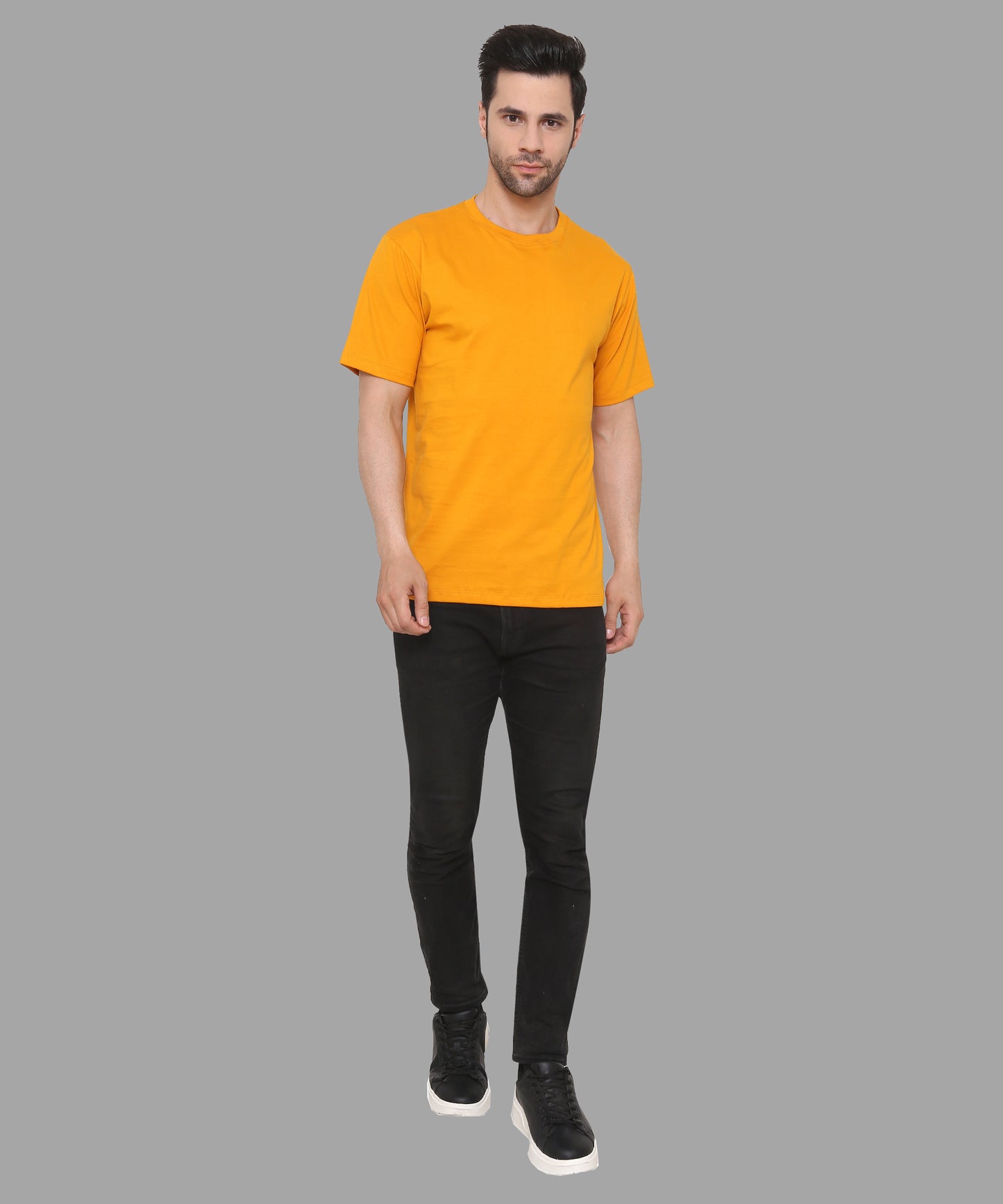 Classic Relaxed Fit Men T-shirts Yellow