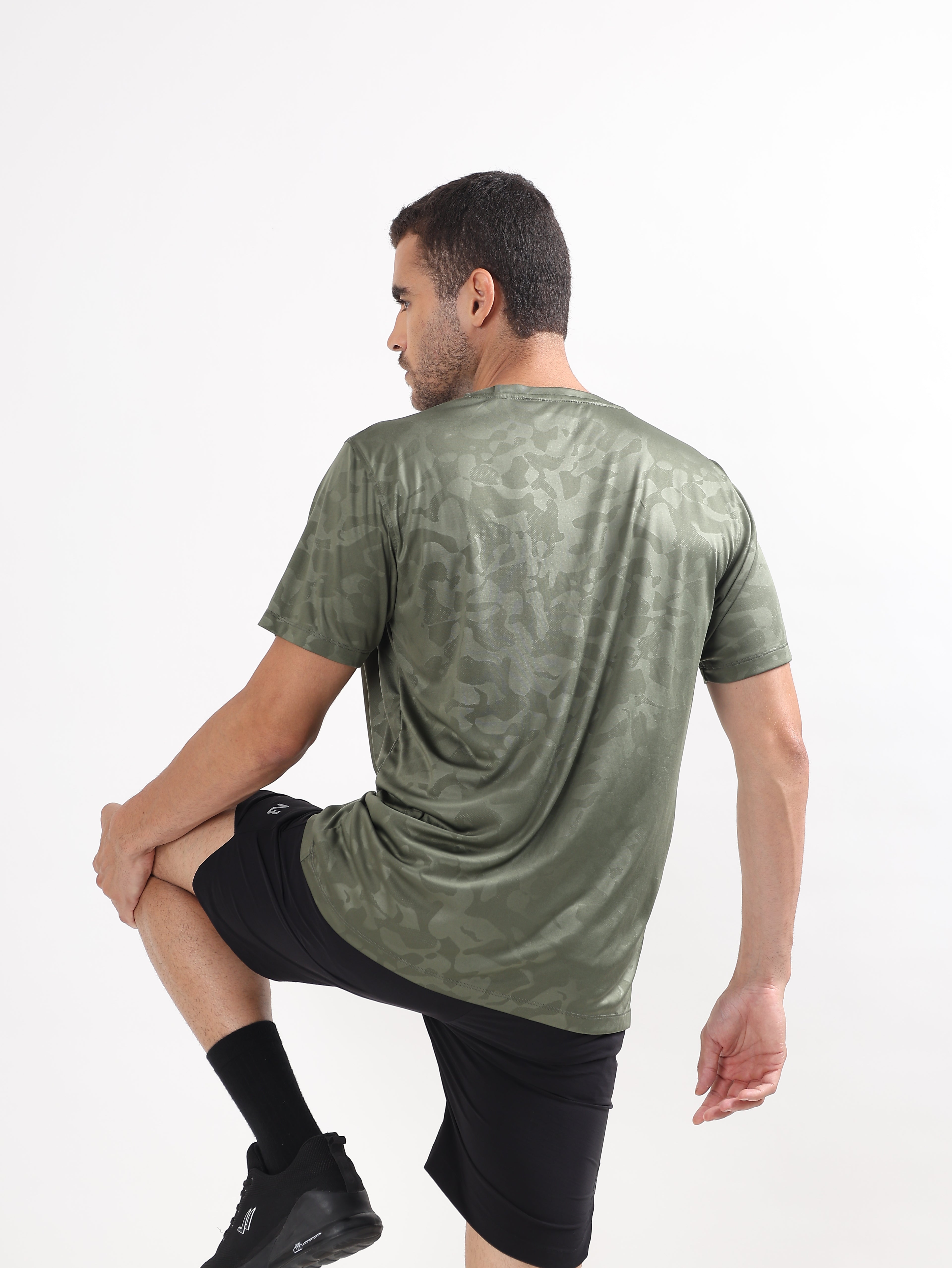 JACQUARD CAMO PRINT SPORTS T-SHIRT