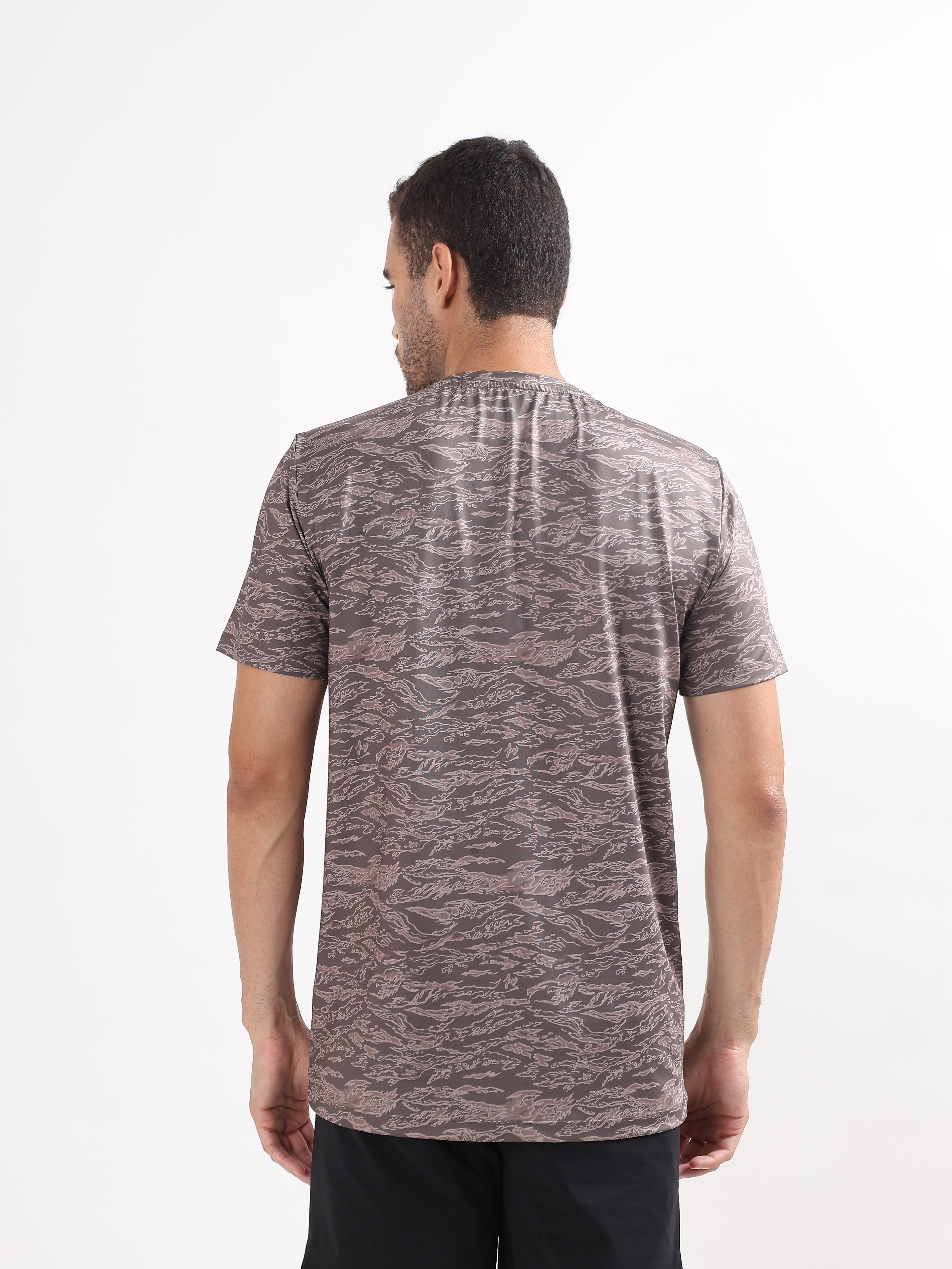 TIGER STRIPE JACQUARD SPORTS T-SHIRT