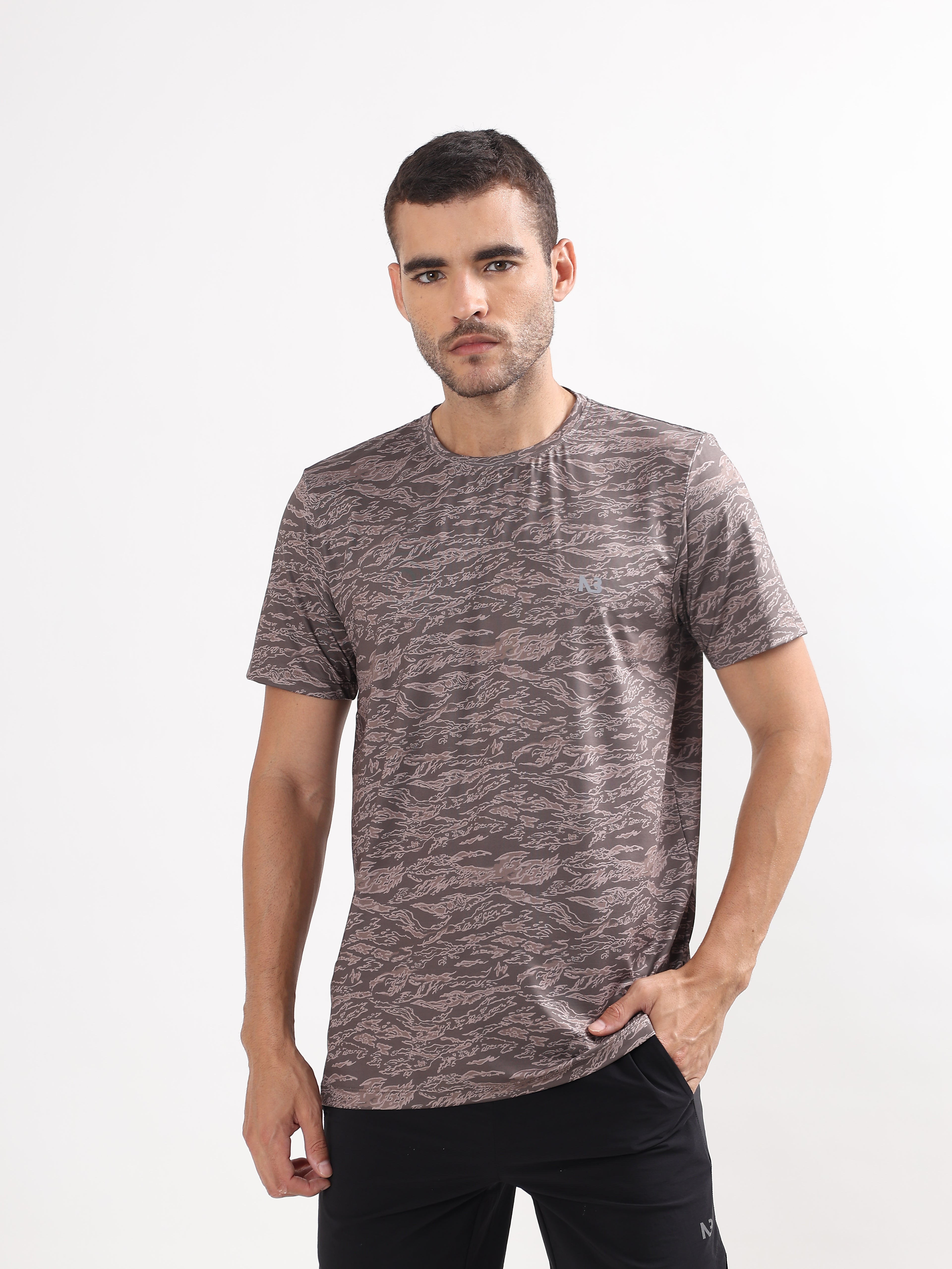 TIGER STRIPE JACQUARD SPORTS T-SHIRT