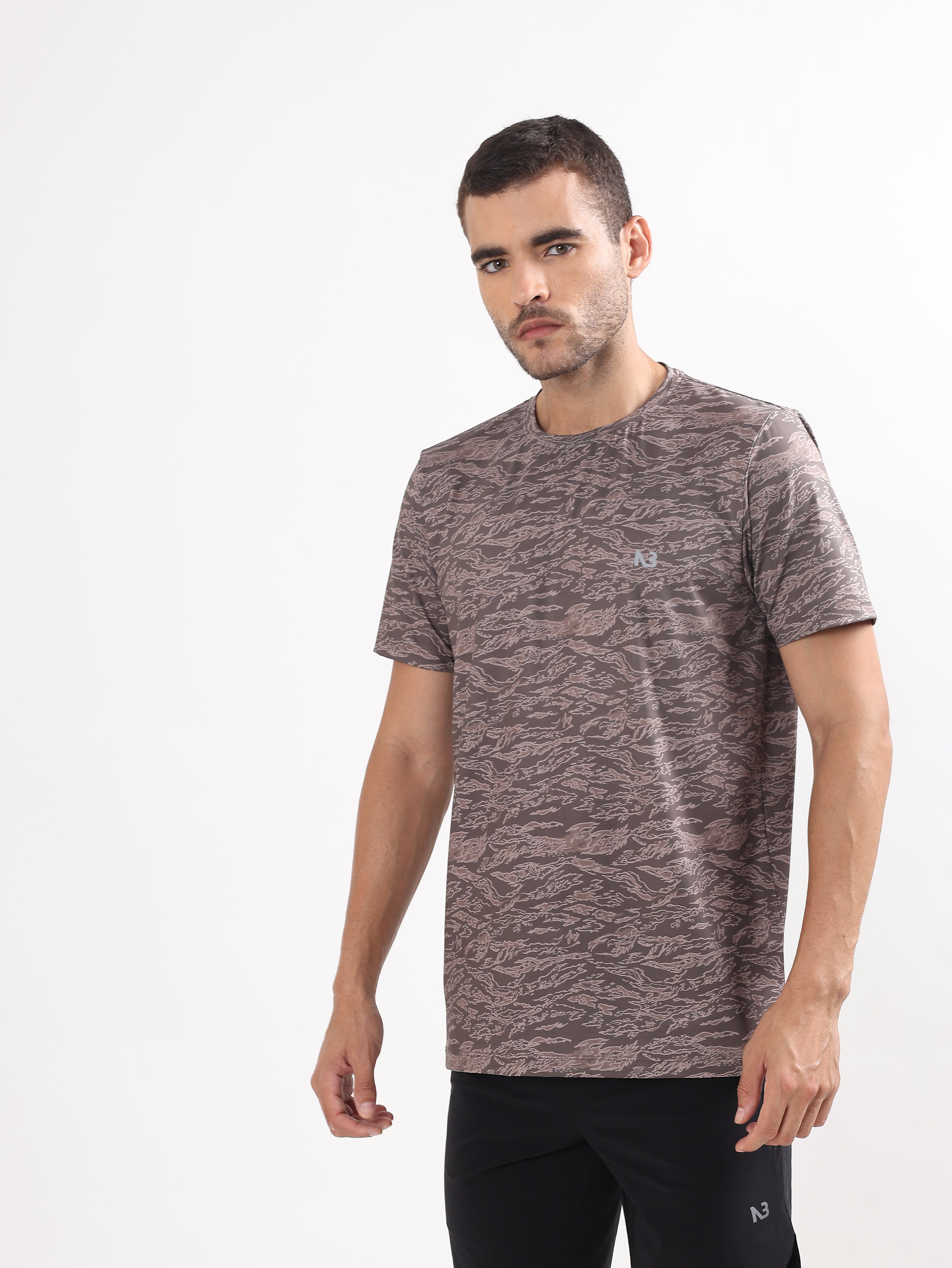 TIGER STRIPE JACQUARD SPORTS T-SHIRT