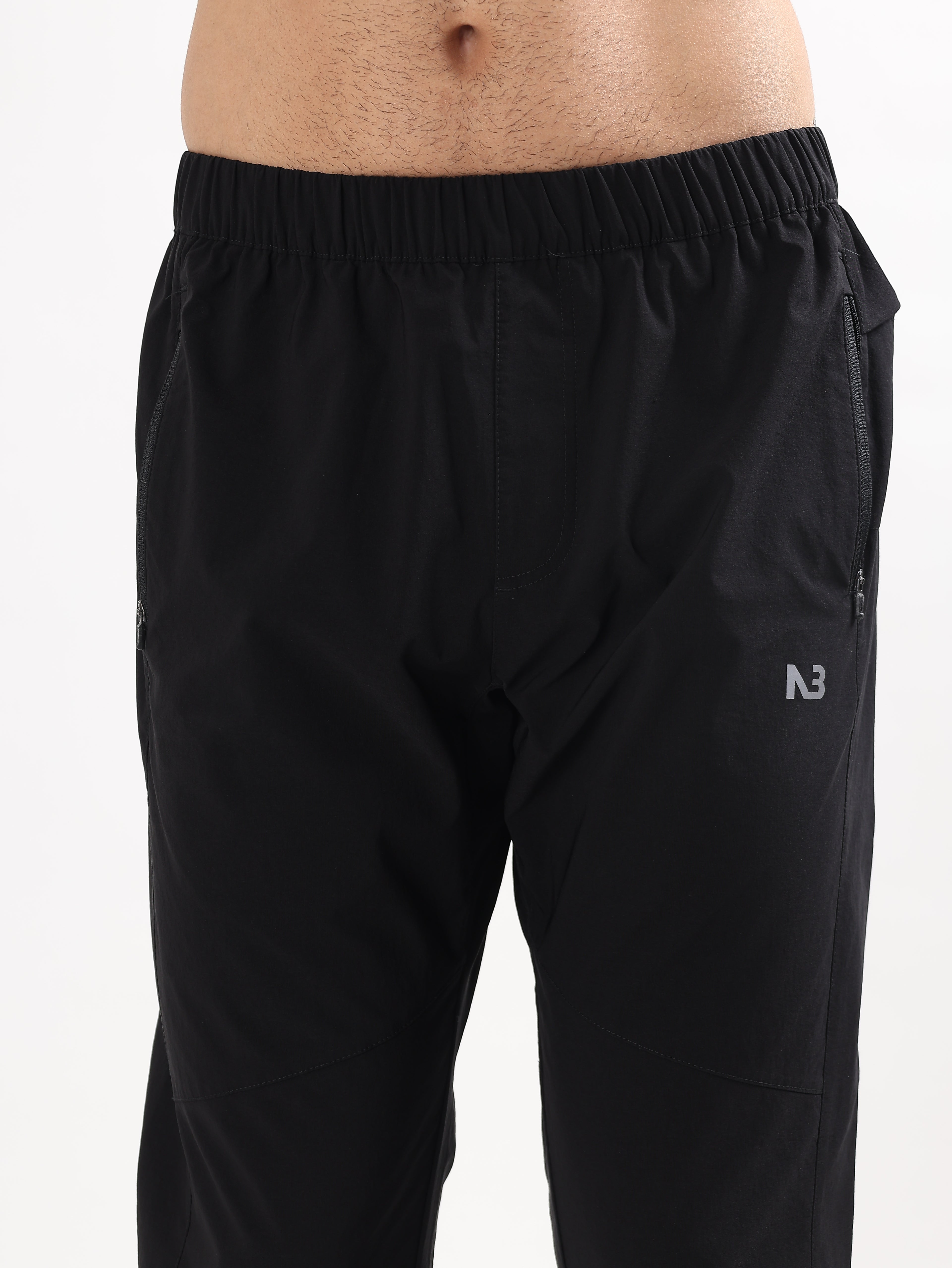 ZIP-POCKET REGULAR FIT SPORTS JOGGERS