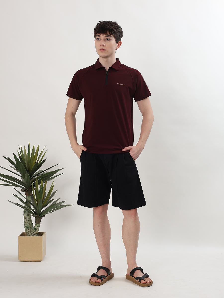 MEN MAROON TEXTURED HALF-ZIP POLO T-SHIRT
