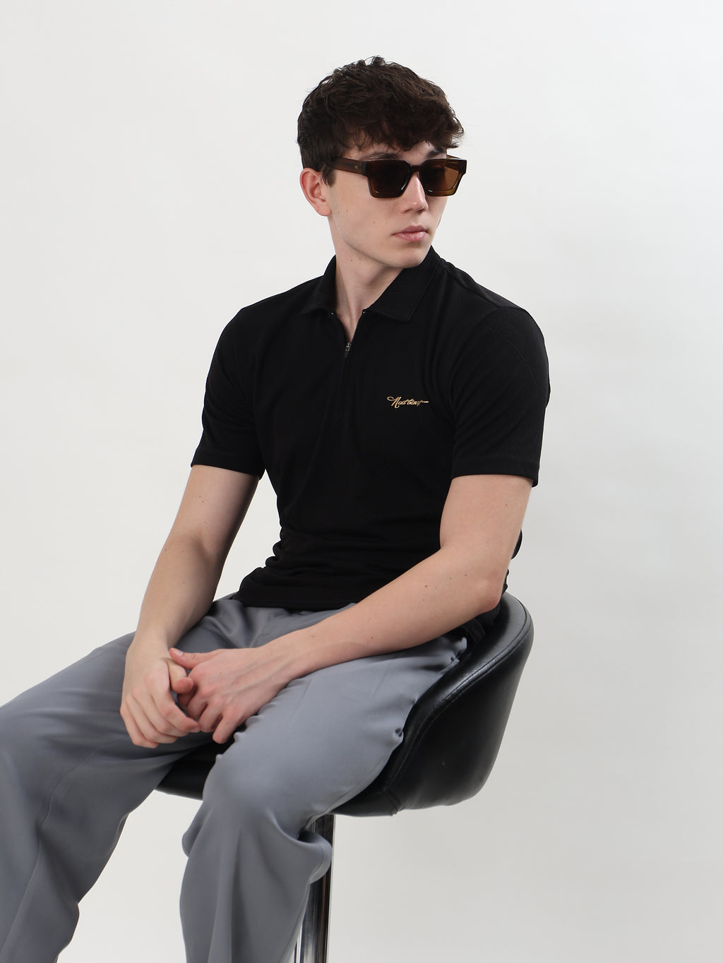 MEN BLACK TEXTURED POLO T-SHIRT