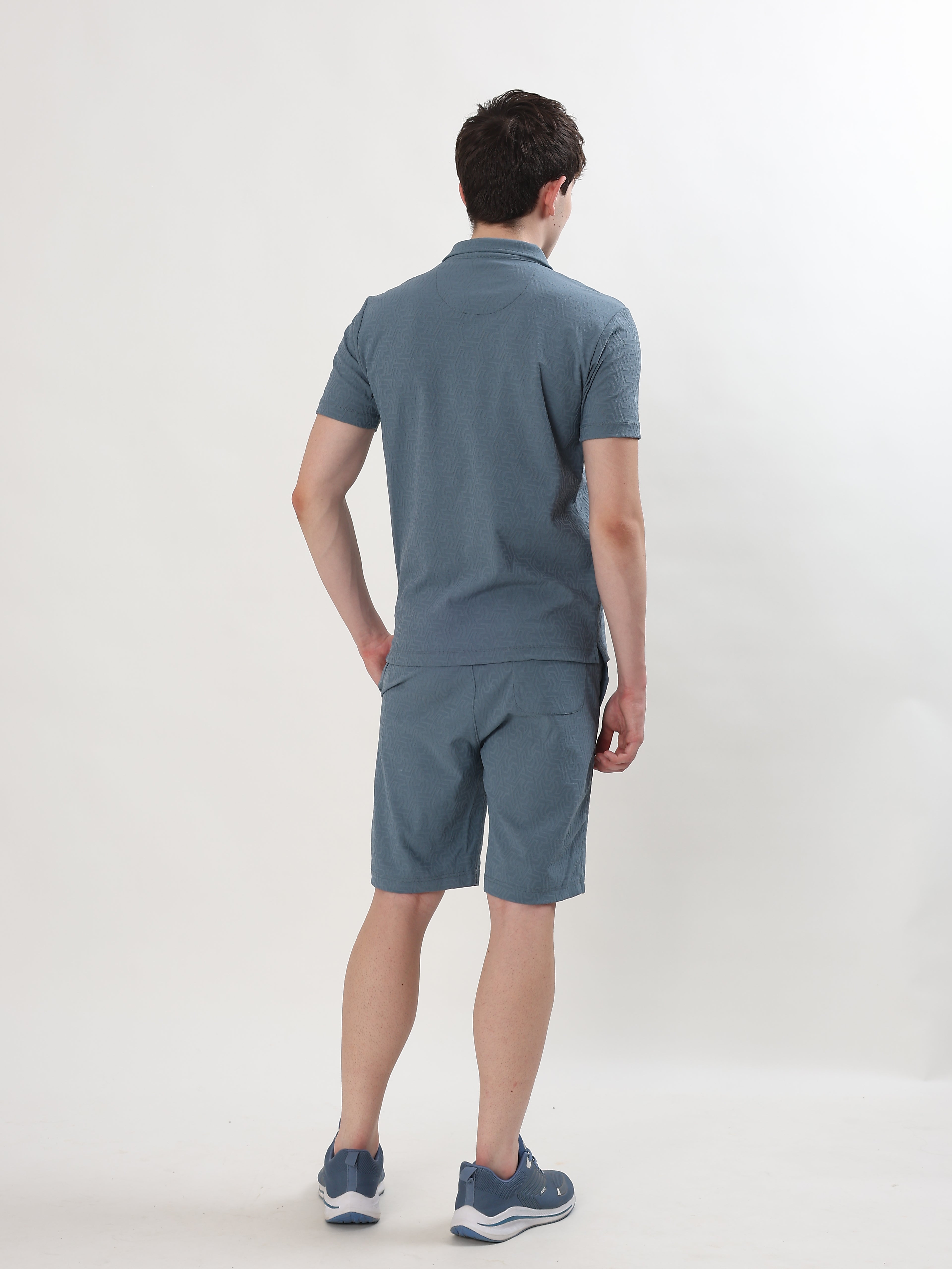 MEN BLUE TEXTURED POLO T-SHIRT AND SHORTS CO-ORD SET