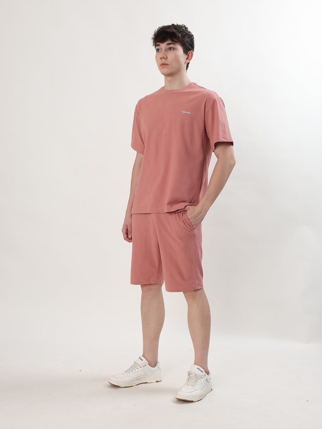 MEN DUSTY ROSE TEXTURED T-SHIRT AND SHORTS CO-ORD SET