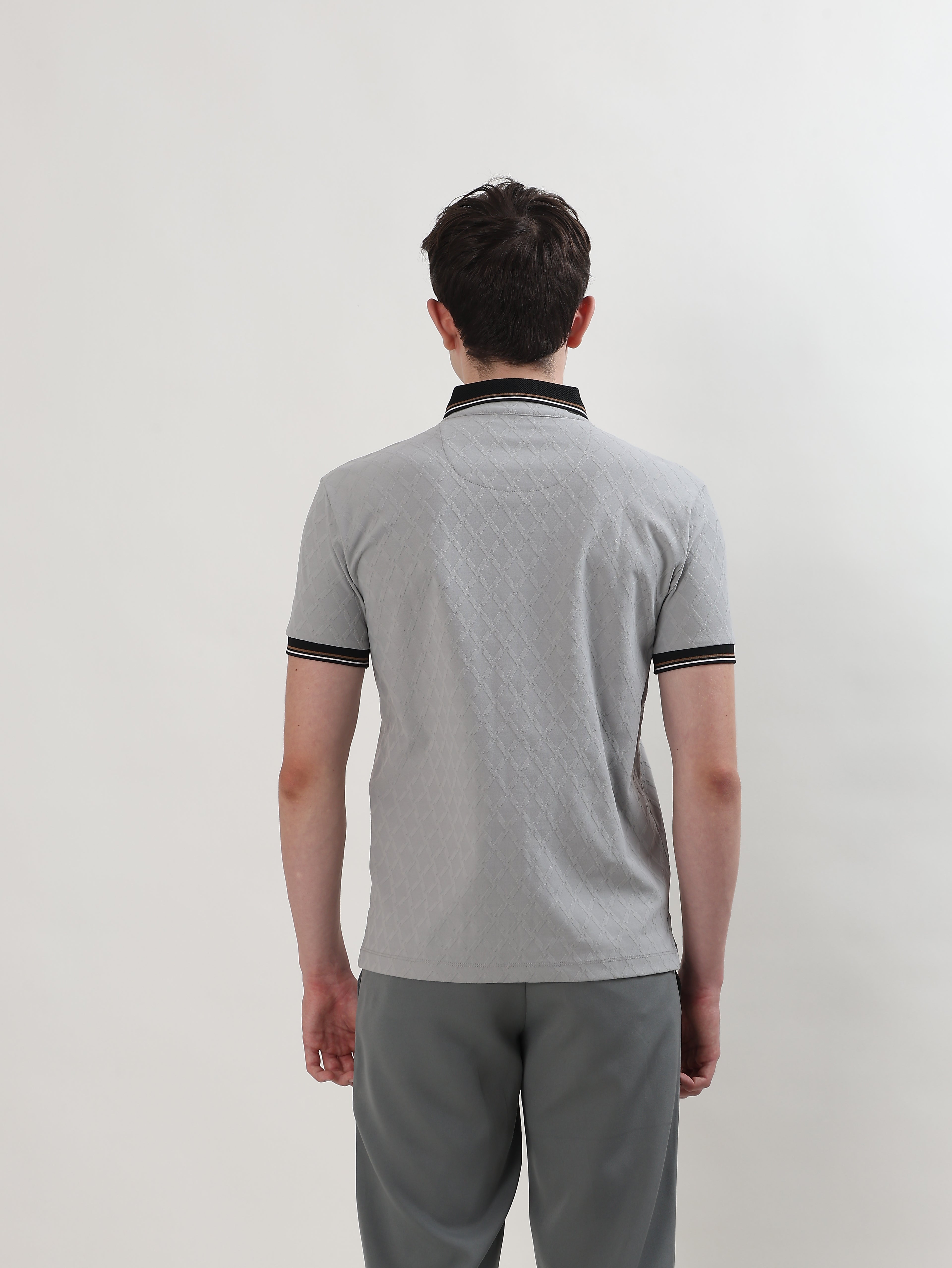 MEN GREY TEXTURED POLO T-SHIRT
