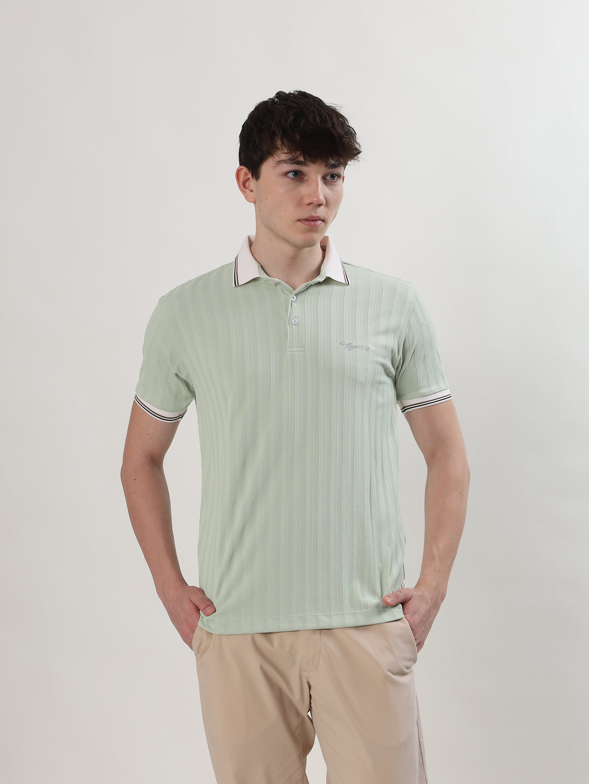 MEN MINT GREEN TEXTURED REGULAR FIT POLO T-SHIRT