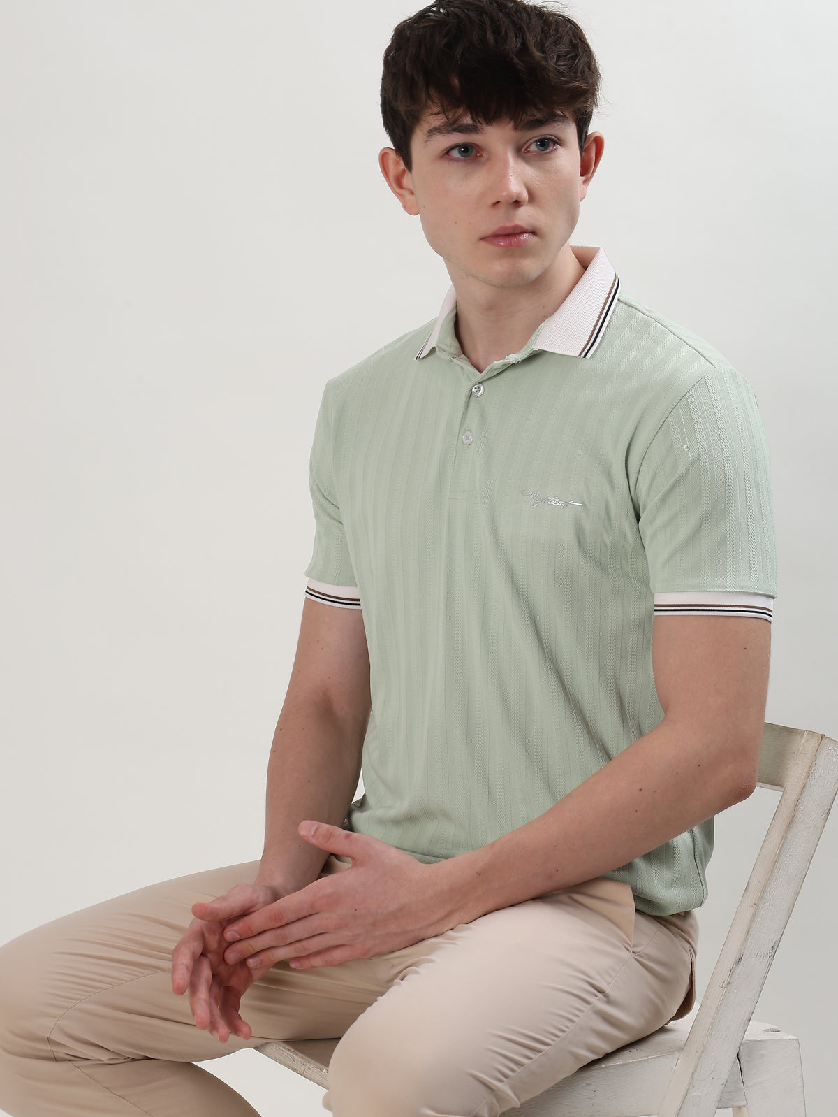 MEN MINT GREEN TEXTURED REGULAR FIT POLO T-SHIRT