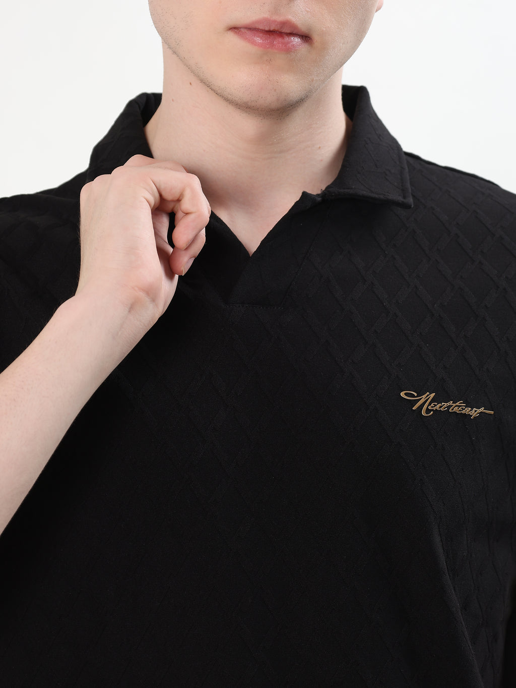 MEN BLACK TEXTURED POLO T-SHIRT AND SHORTS CO-ORD SET