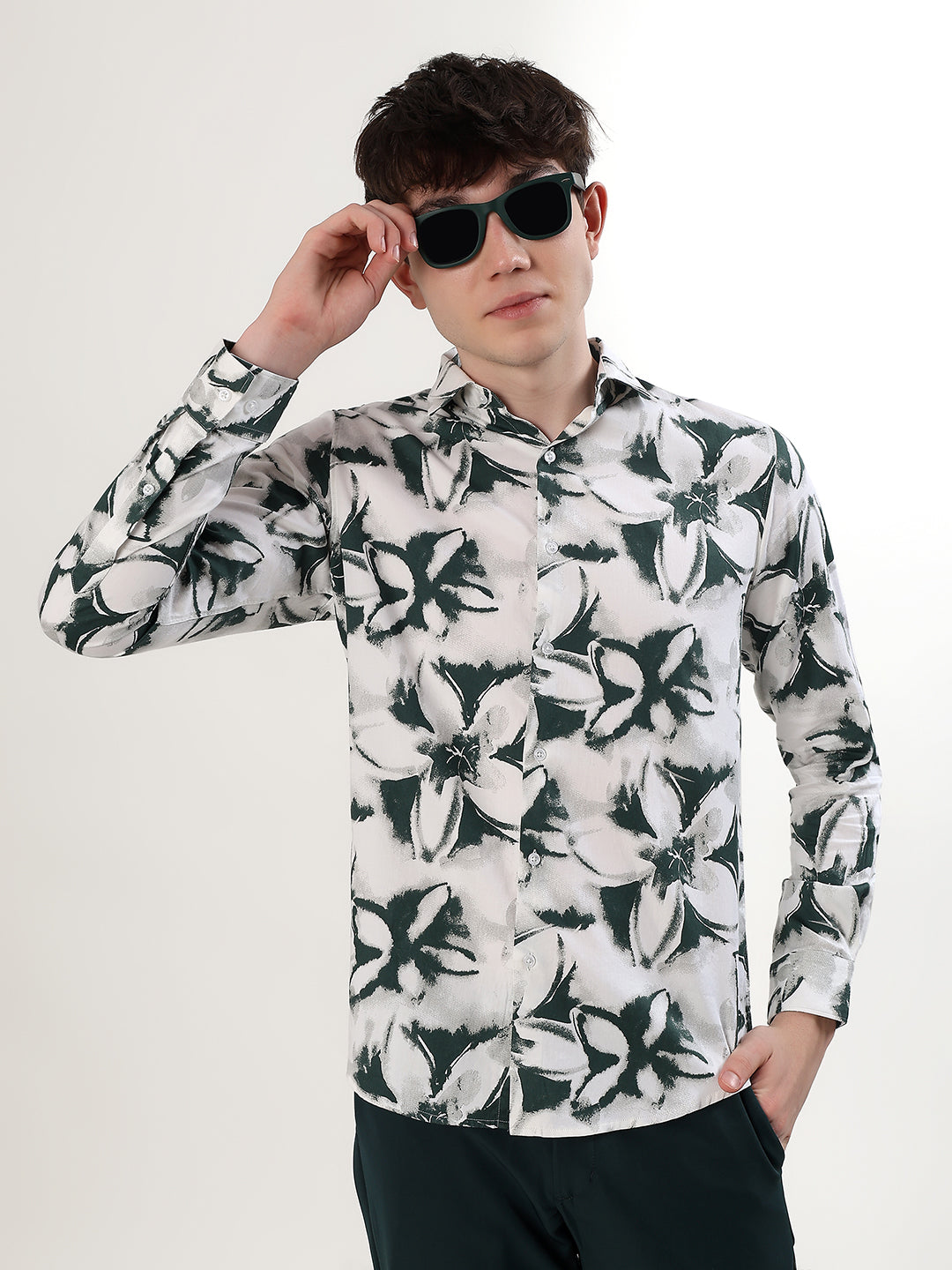 WHITE & FOREST GREEN FLORAL PRINT