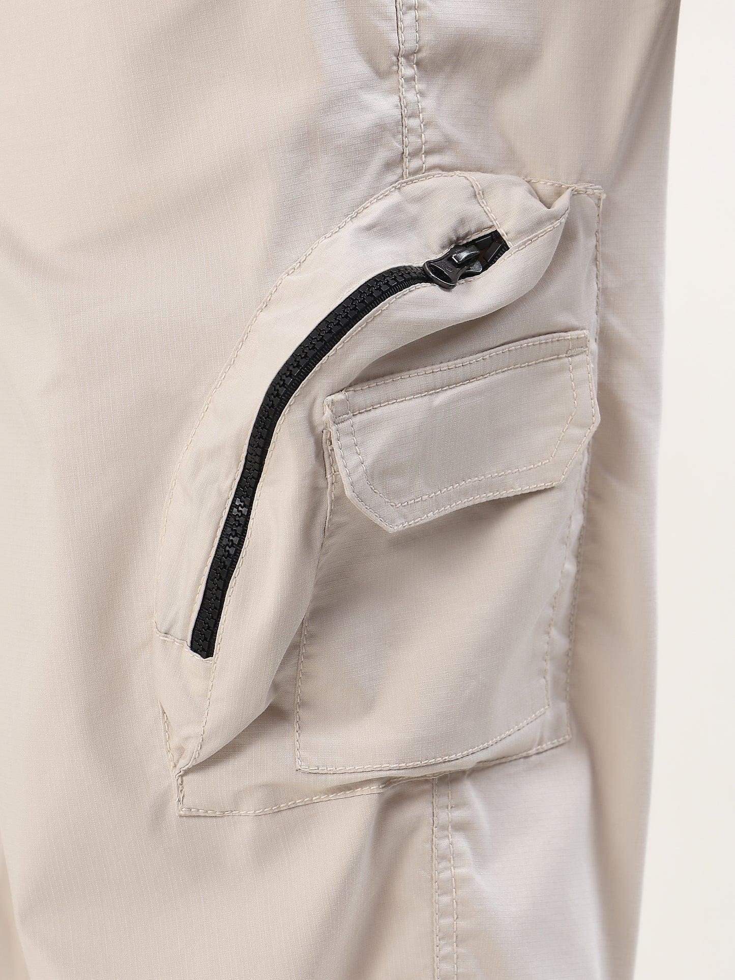OFF WHITE UTILITY CARGO TROUSERS (MULTIPLE FUNCTIONAL POCKETS)