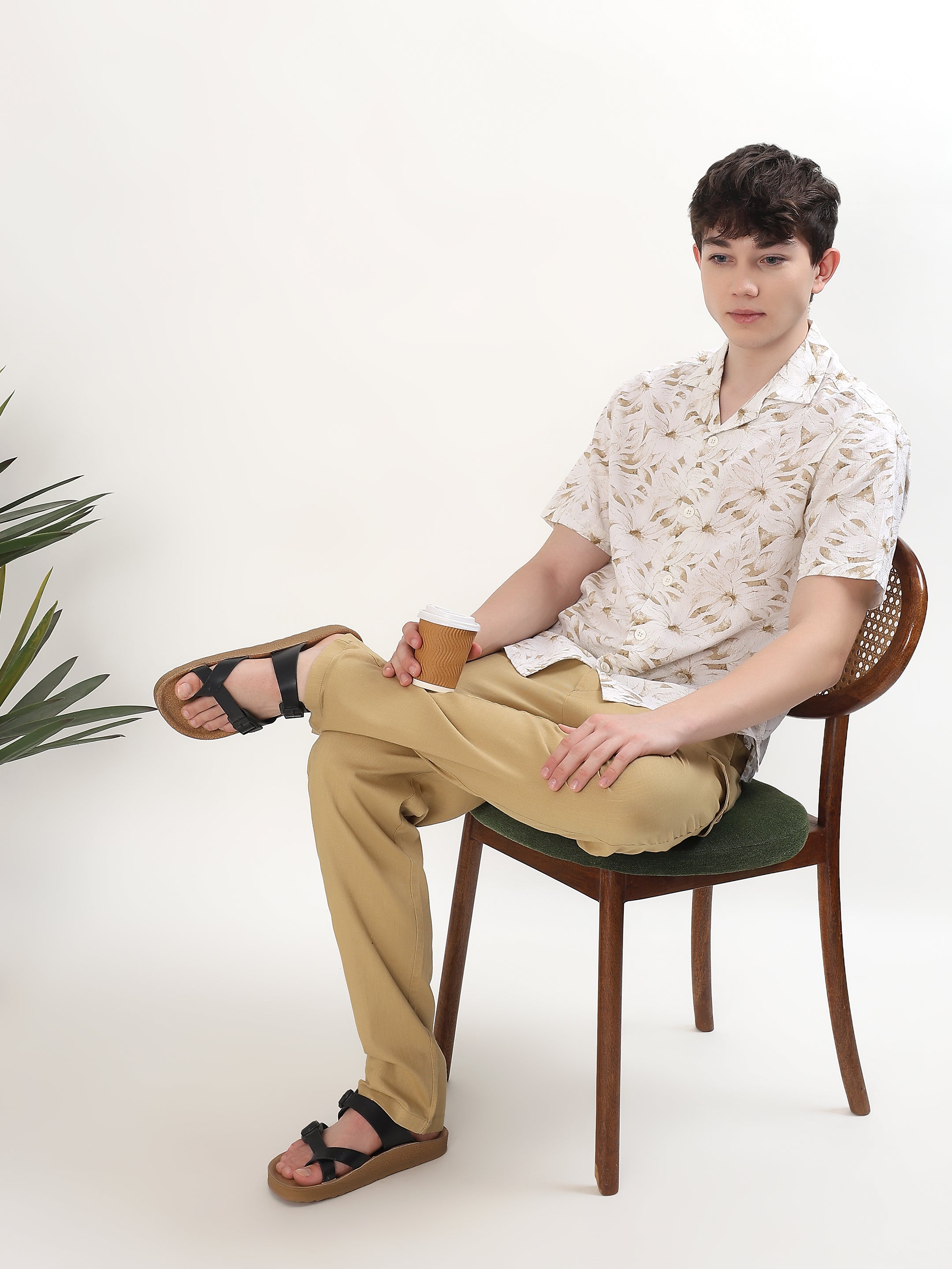 IVORY & SAND BEIGE TROPICAL FLORAL RESORT