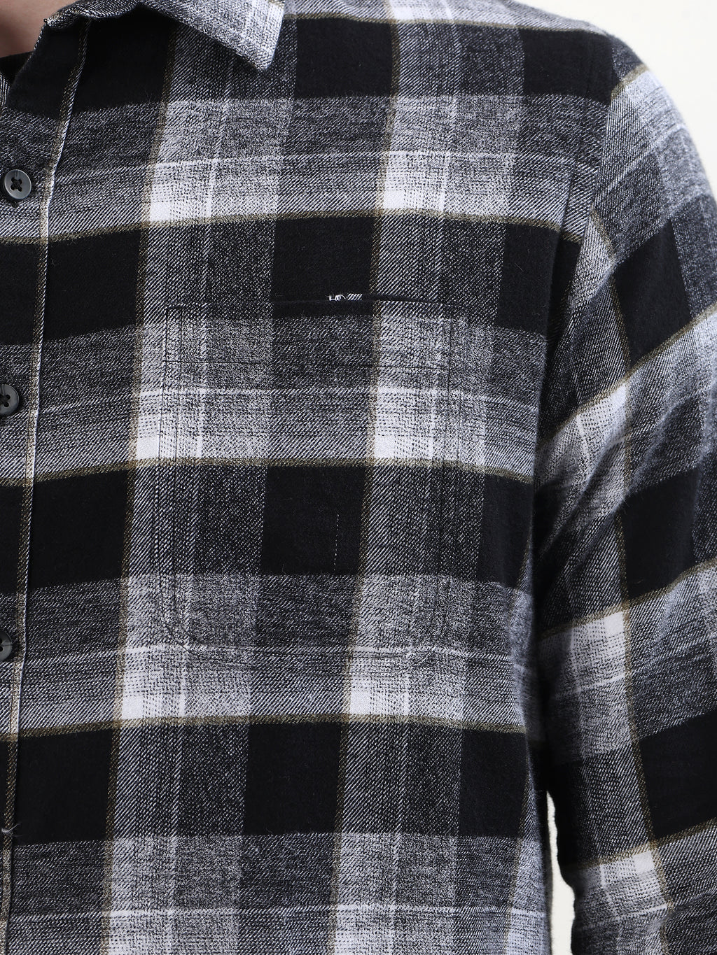 BLACK AND WHITE FLANNEL
