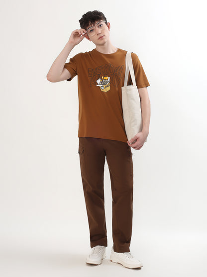 GINGER BROWN EVERYDAY RAMEN GRAPHIC T-SHIRT