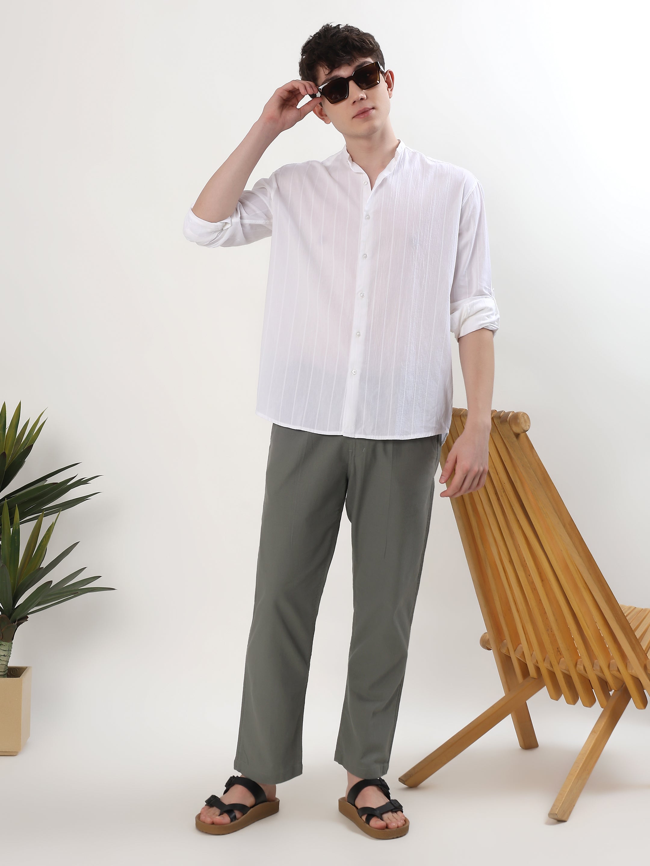 OFF WHITE SEERSUCKER MANDARIN COLLAR