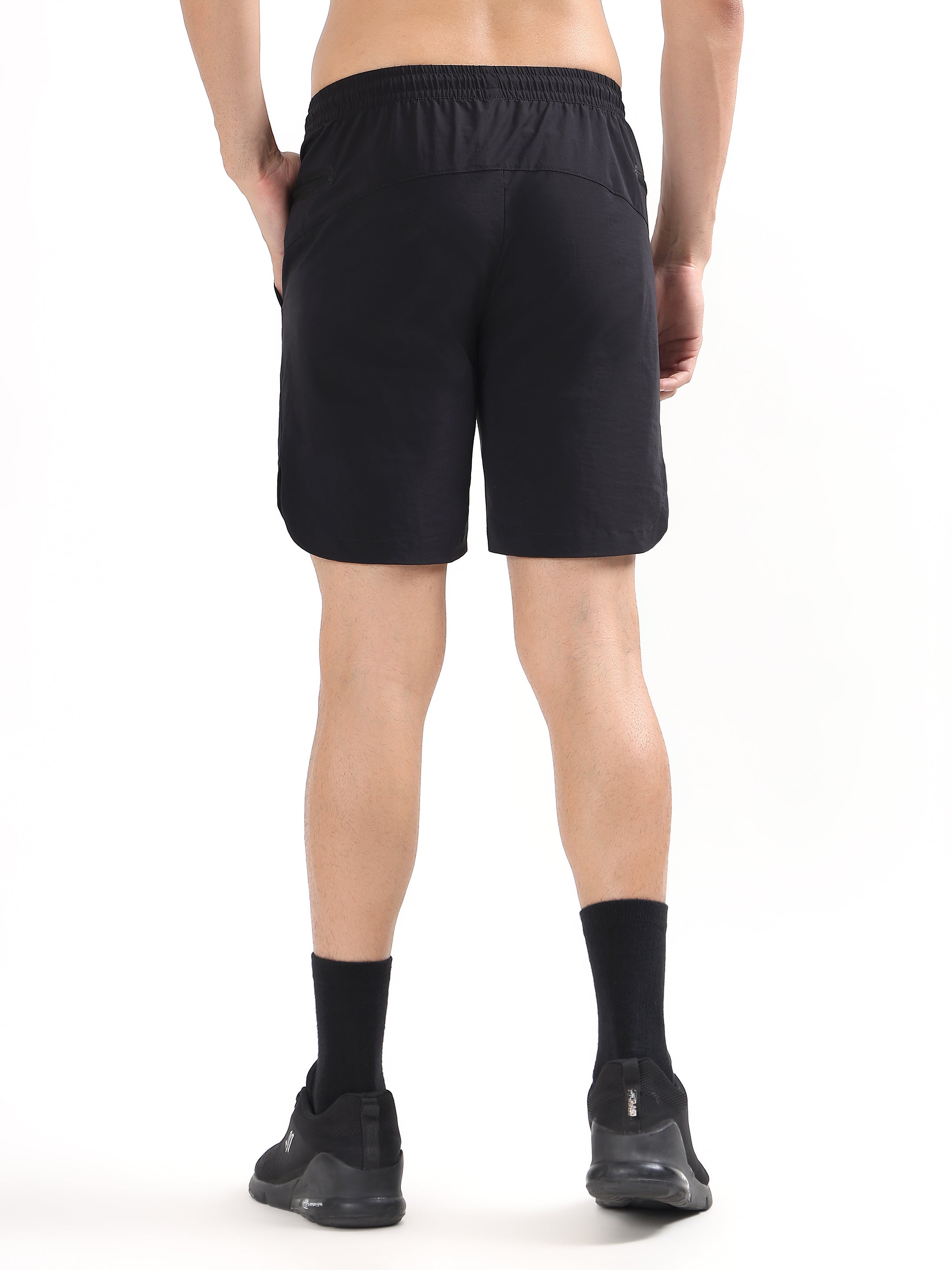 MEN BLACK PERFORMANCE QUICK-DRY SPORTS SHORTS