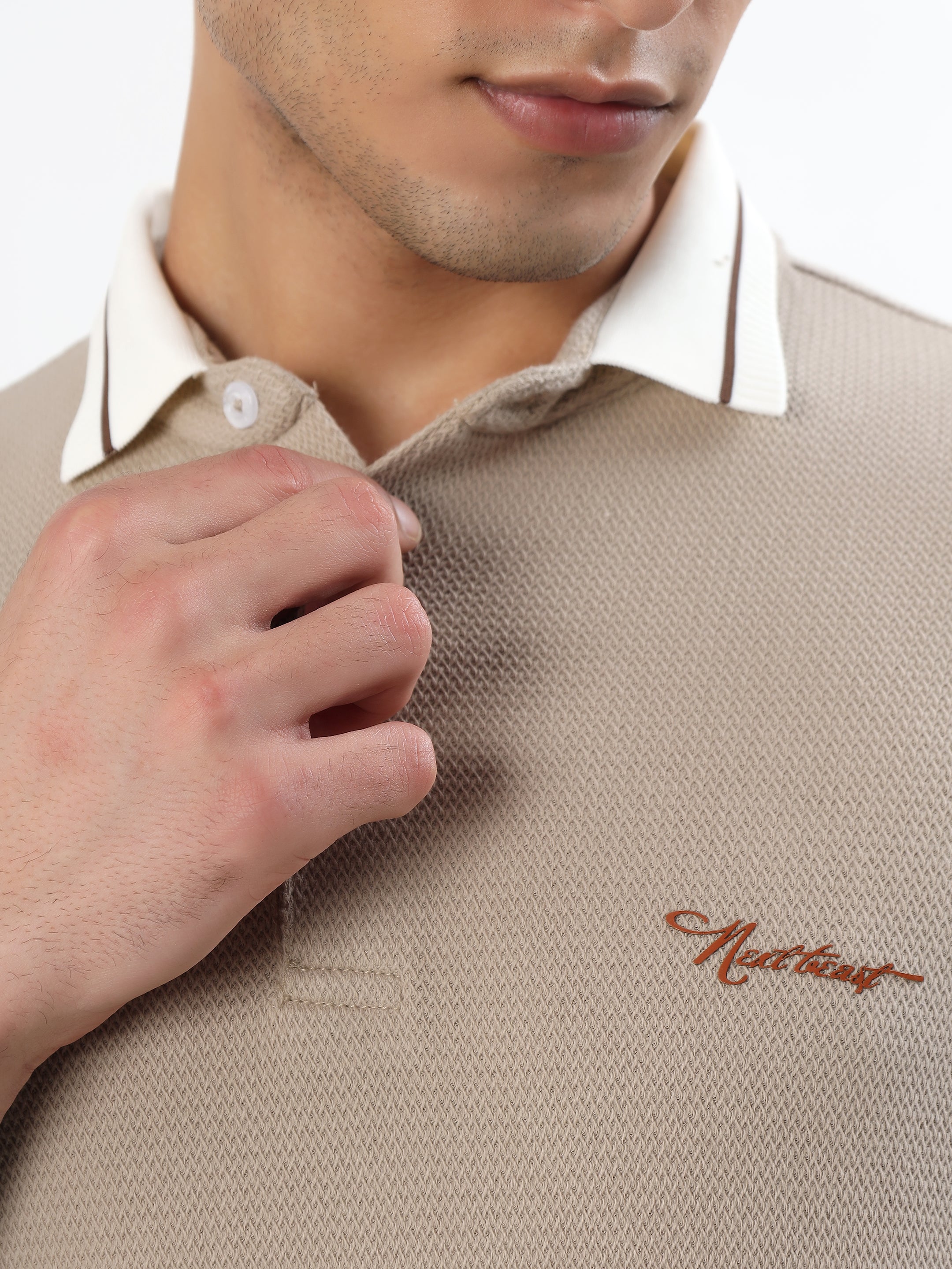 TEXTURED TIPPED COLLAR POLO T-SHIRT