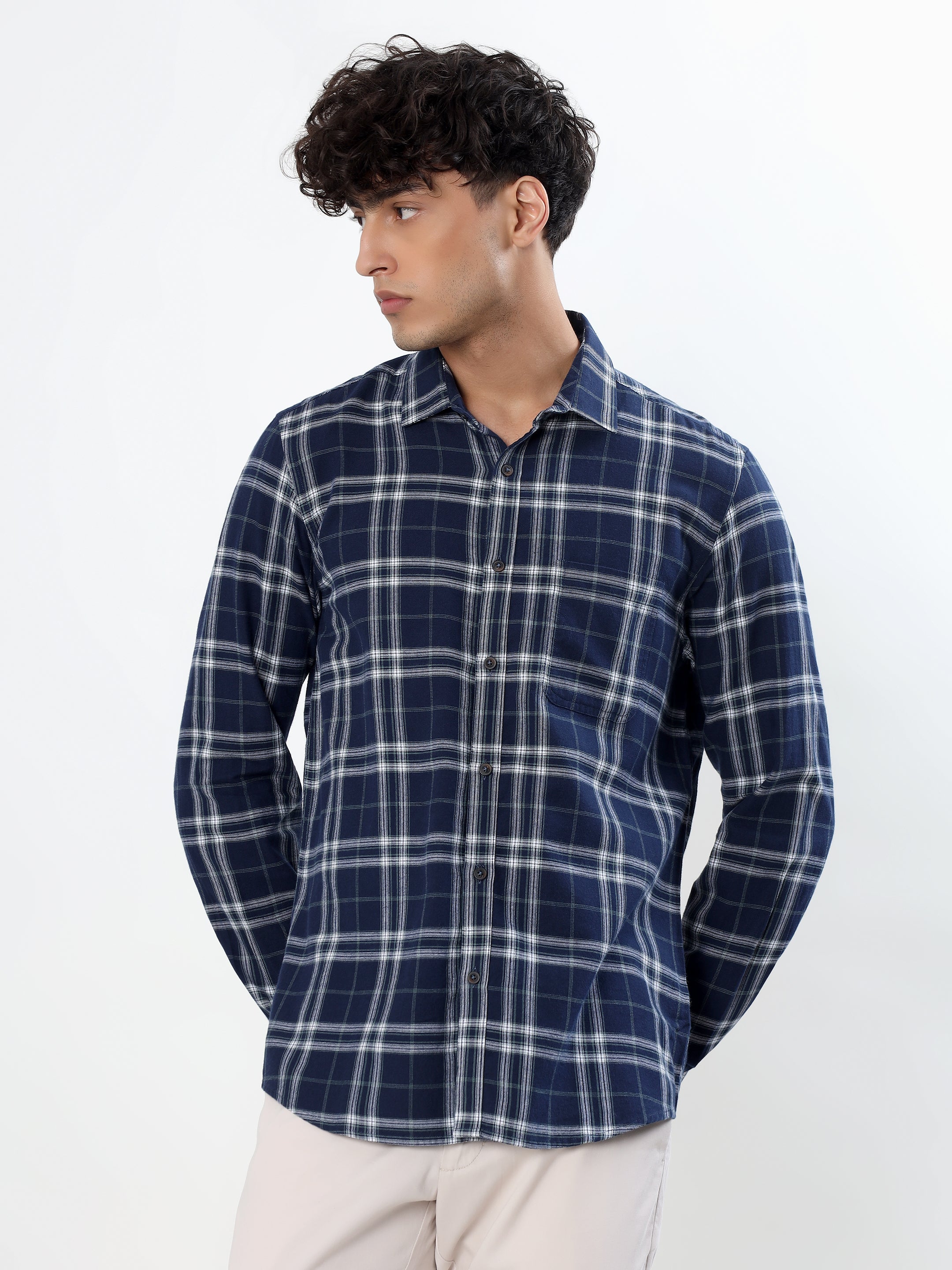 NAVY BLUE AND WHITE TARTAN GLEN CHECKED