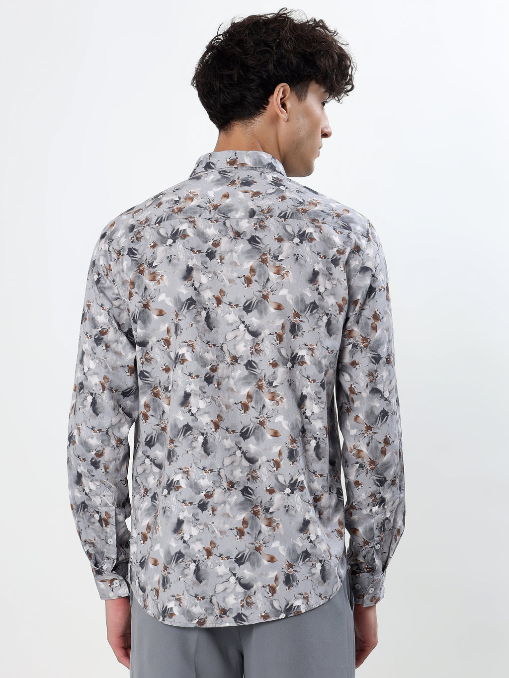 GREY AND TAN ABSTRACT SMUDGE PRINT