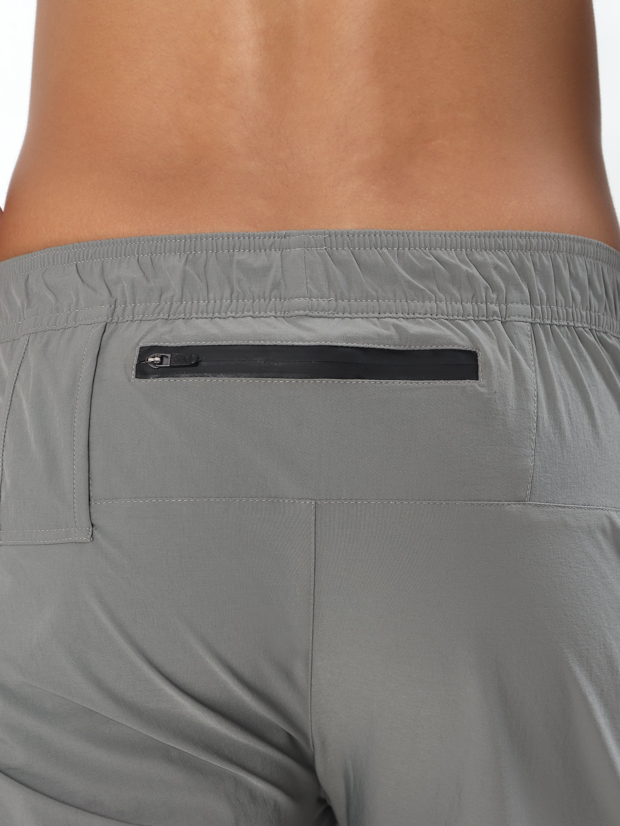 CORE MOTION TRAINING SHORTS