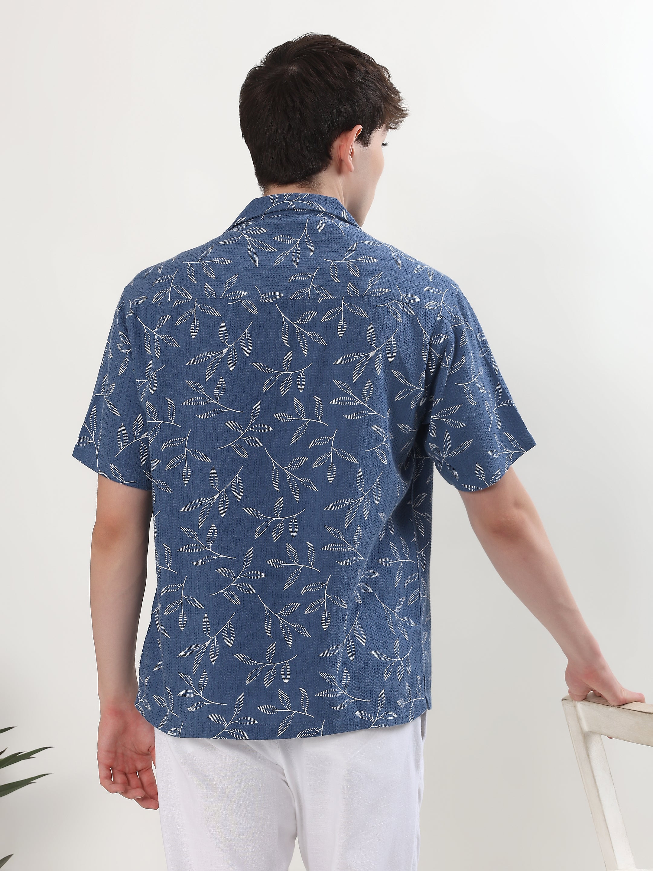 DUSTY BLUE BOTANICAL PRINT RESORT