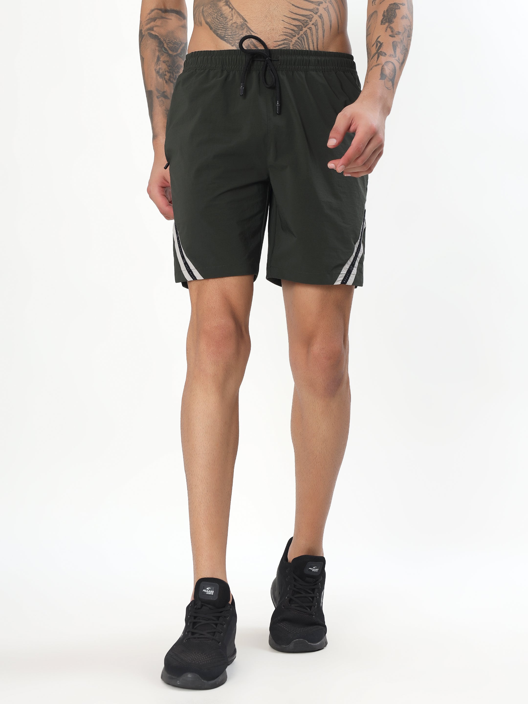 CHEVRON PERFORMANCE TRAINING SHORTS