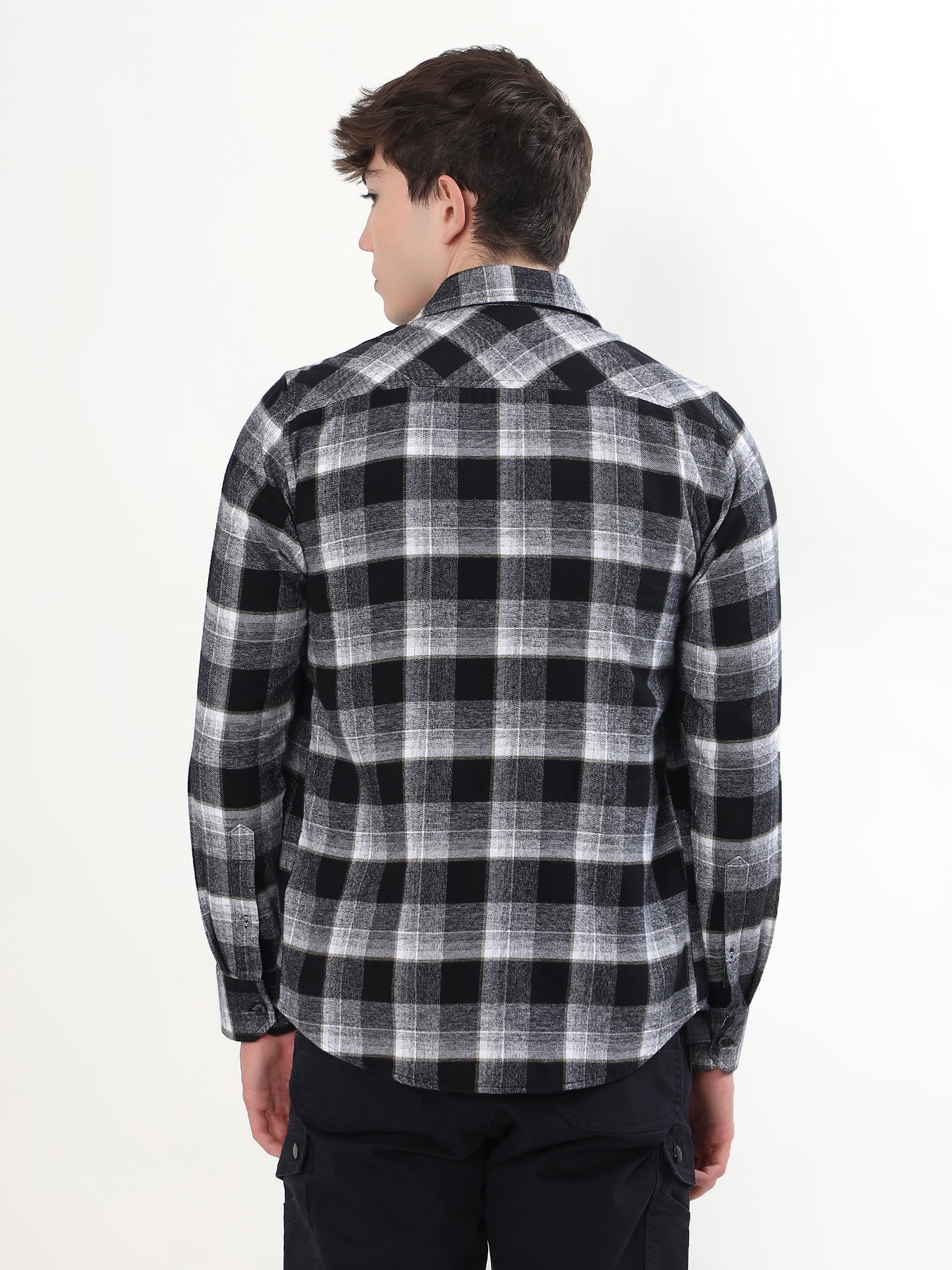 BLACK AND WHITE FLANNEL SHIRT
