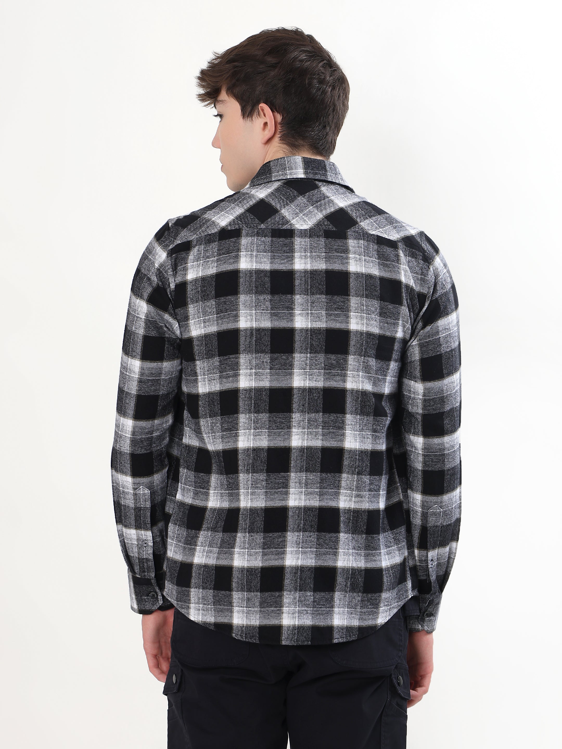BLACK AND WHITE FLANNEL