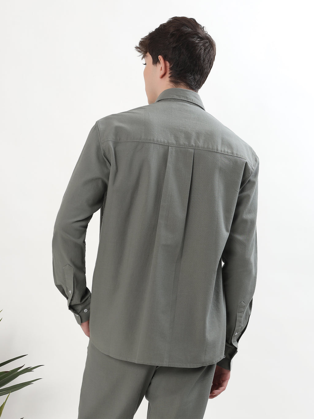 SAGE GREEN LINEN SHIRT