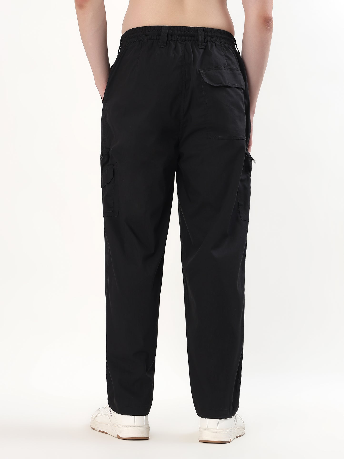 BLACK UTILITY CARGO TROUSERS (MULTIPLE FUNCTIONAL POCKETS)
