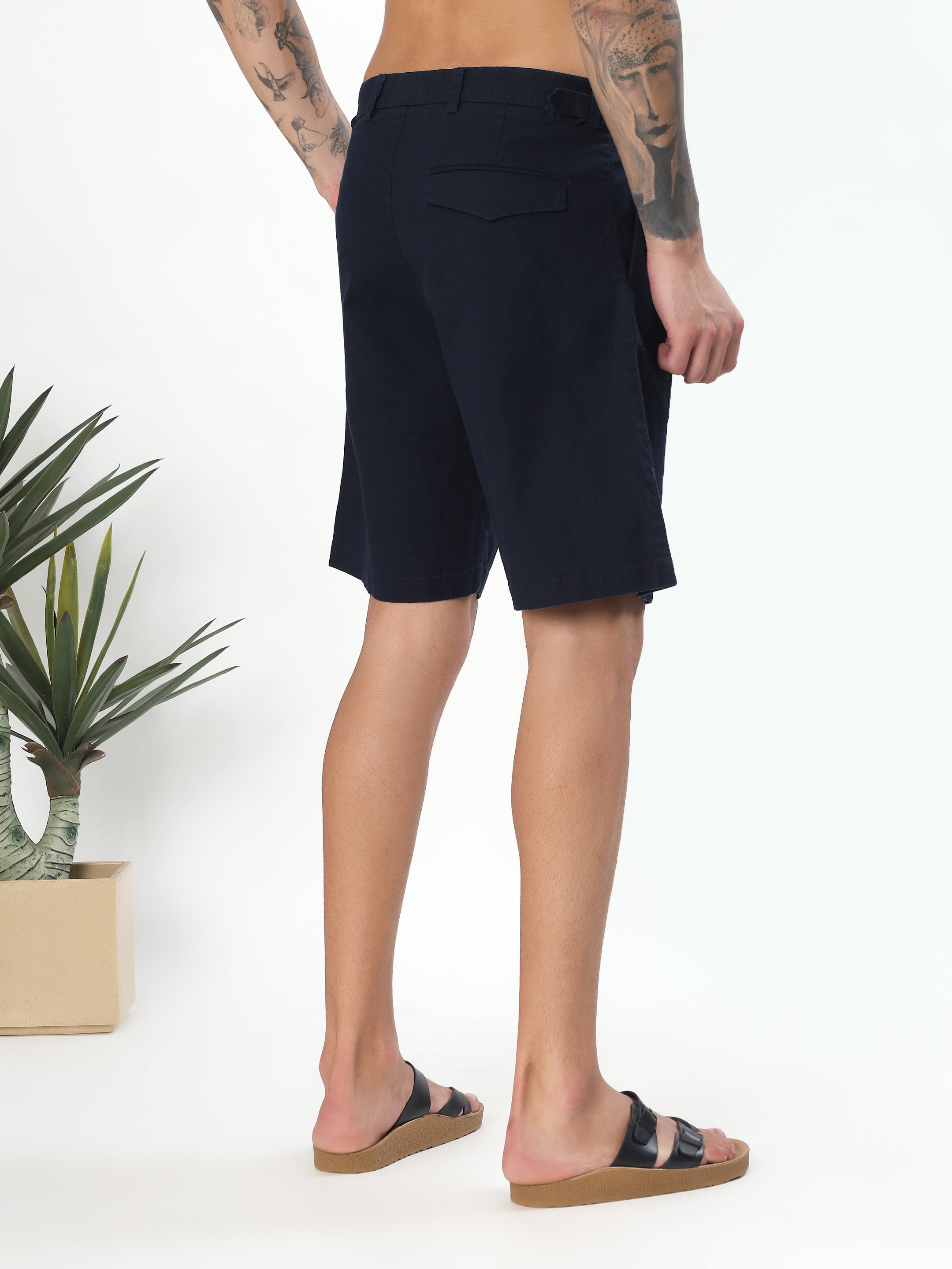 TAILORED PLEATED BERMUDA SHORTS
