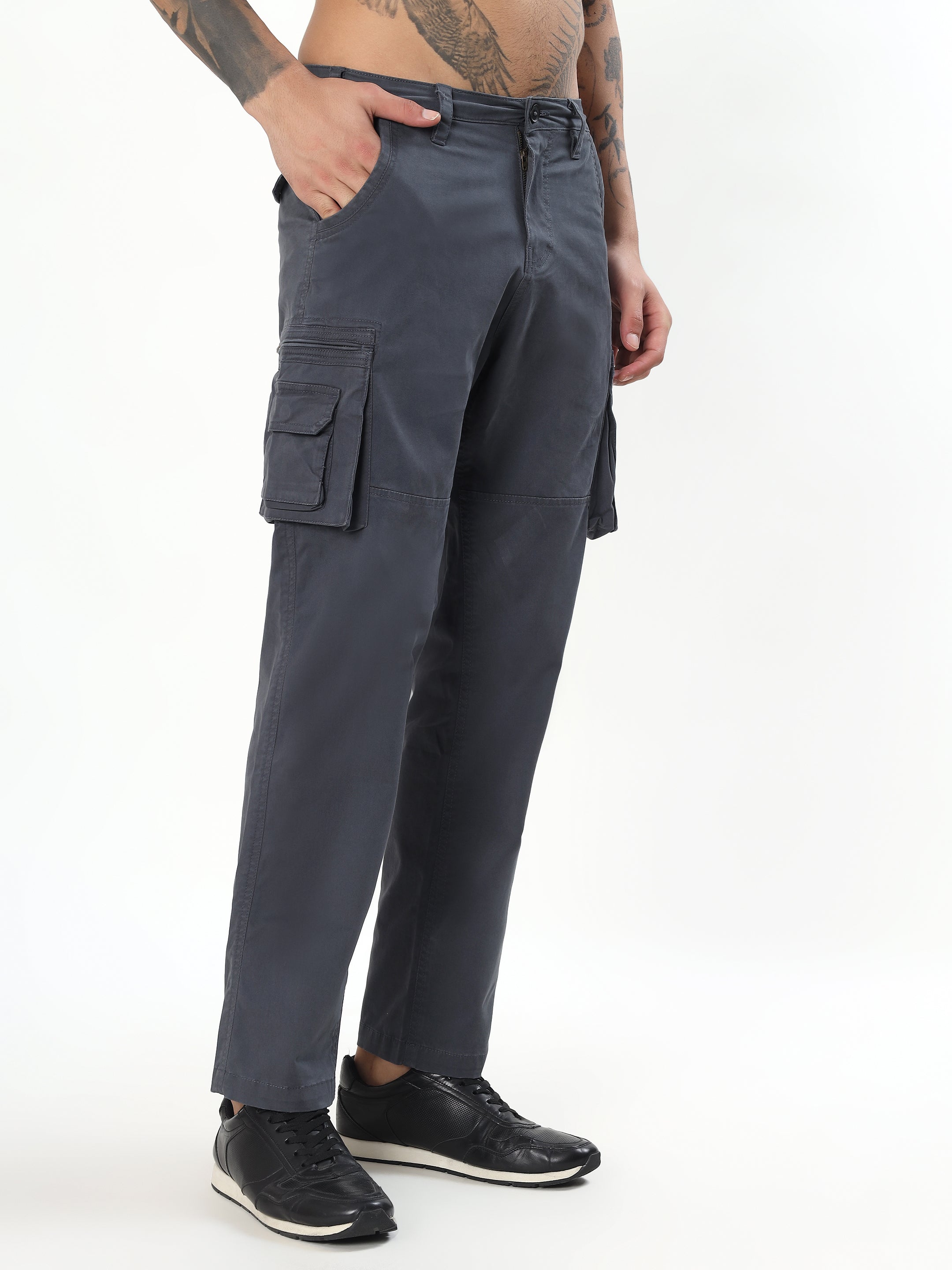MEN DARK GREY CARGO PANTS