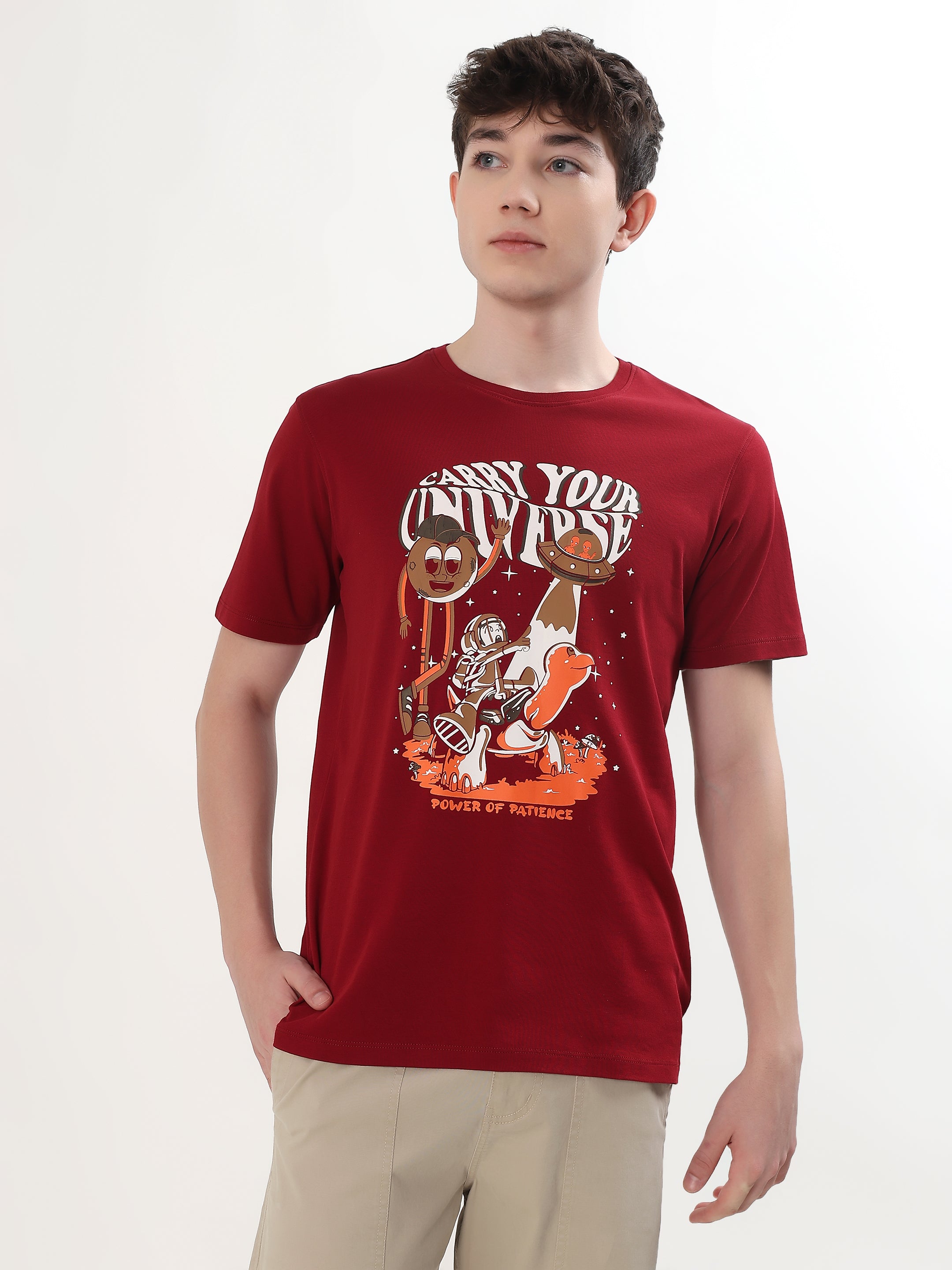 MAROON CARRY YOUR UNIVERSE GRAPHIC T-SHIRT