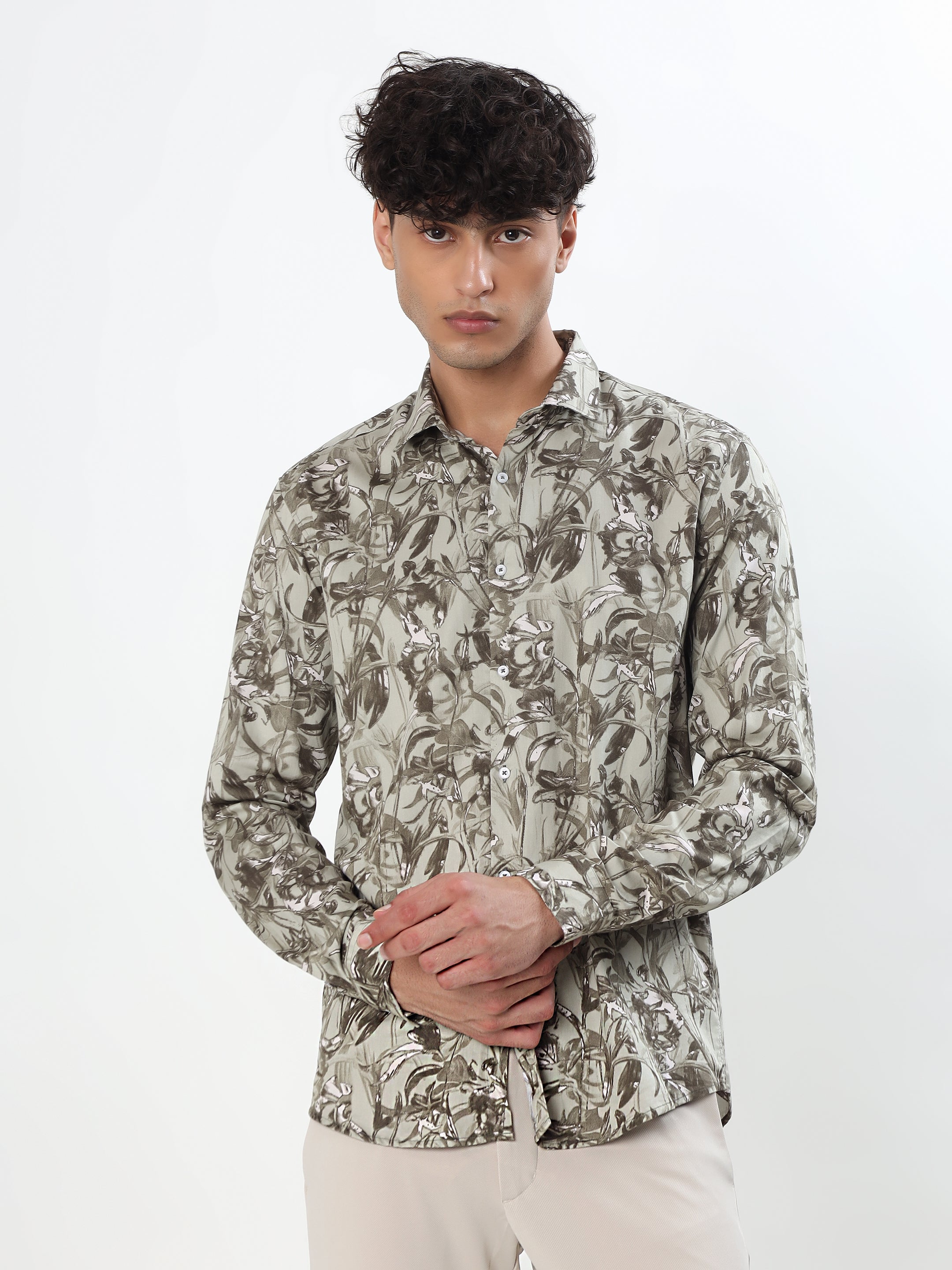 OLIVE GREEN AND KHAKI ABSTRACT