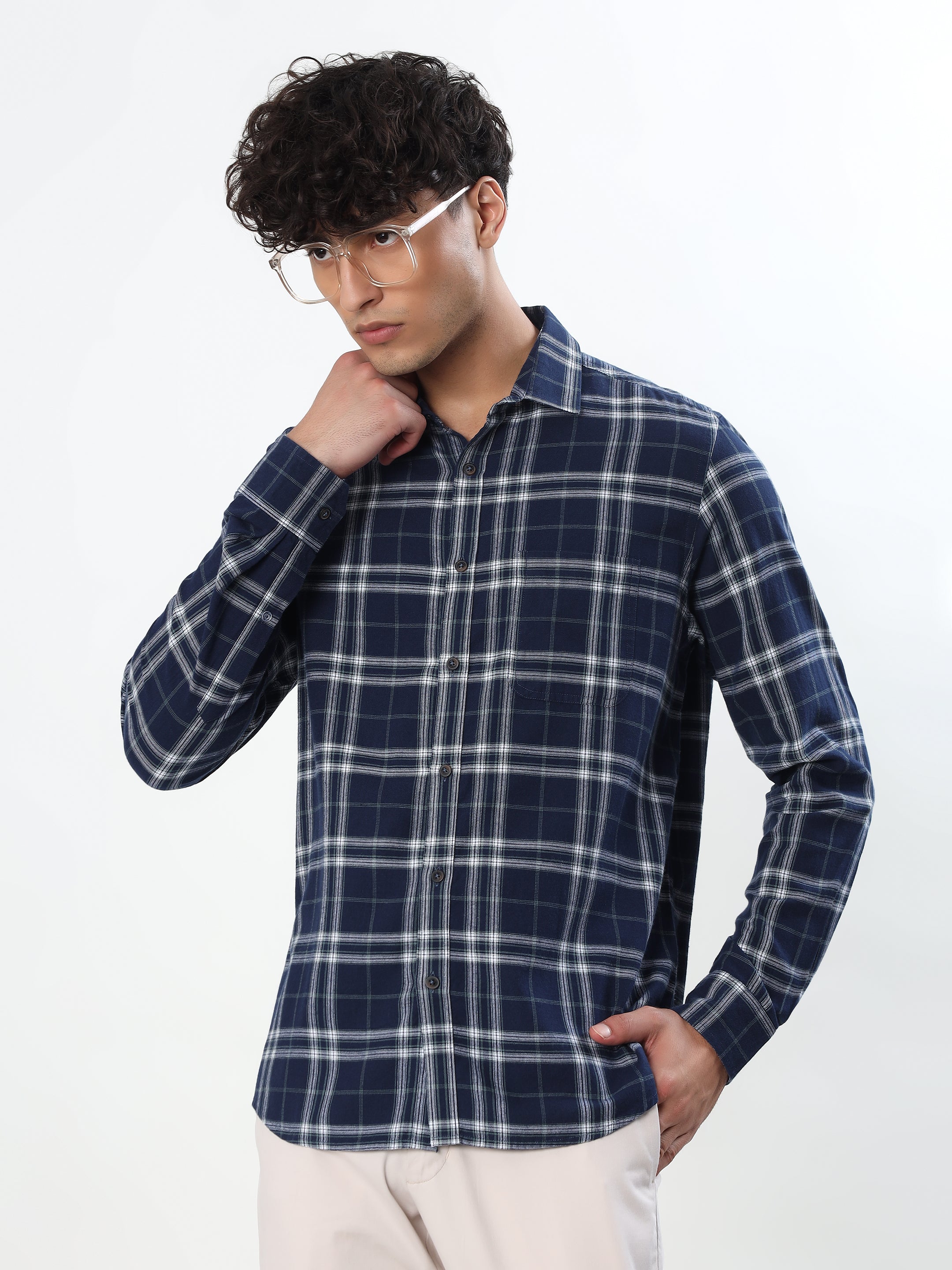 NAVY BLUE AND WHITE TARTAN GLEN CHECKED