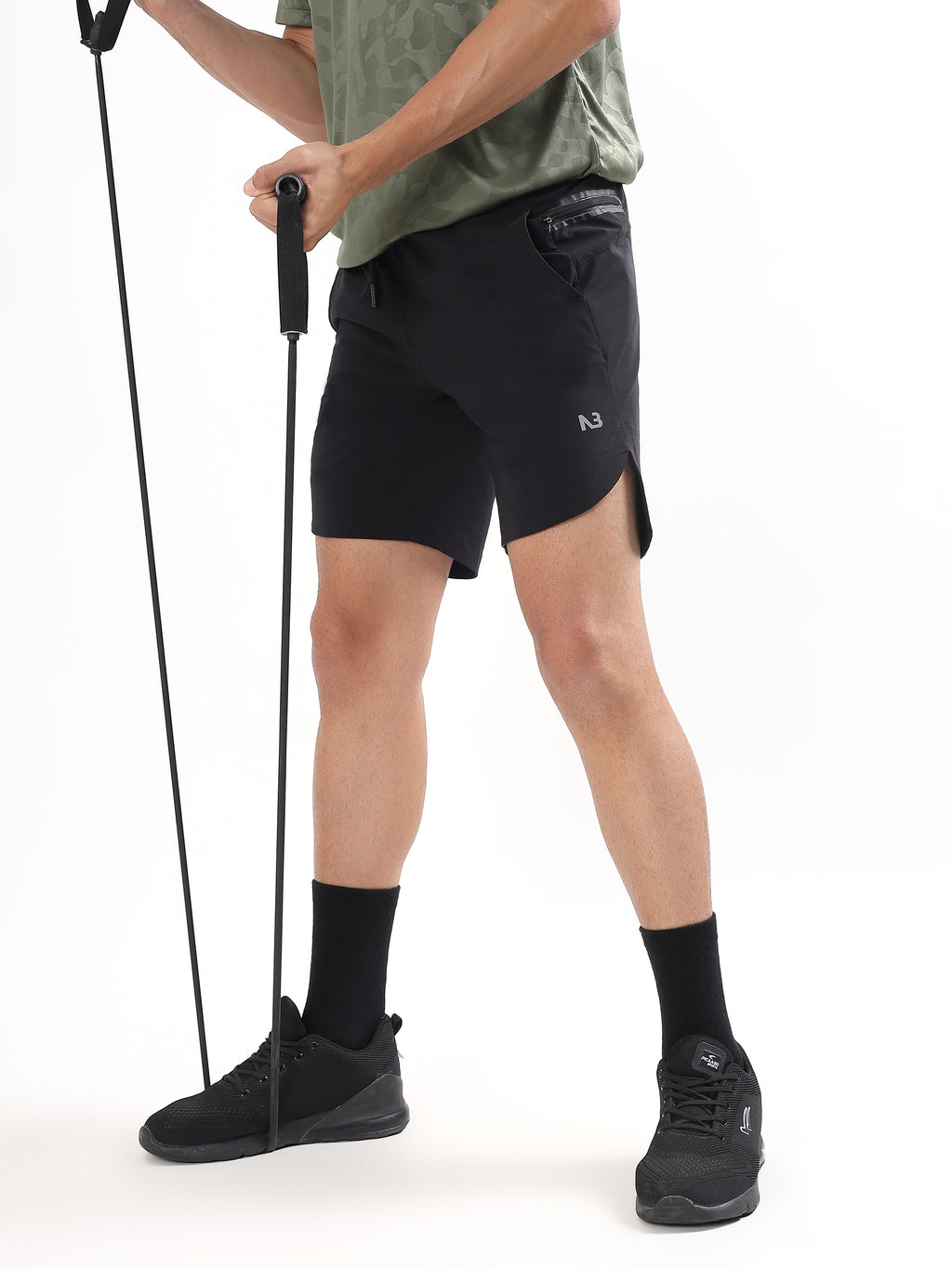 MEN BLACK PERFORMANCE QUICK-DRY SPORTS SHORTS