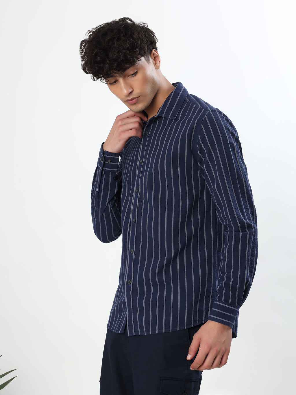 NAVY BLUE AND WHITE VERTICAL PINSTRIPED