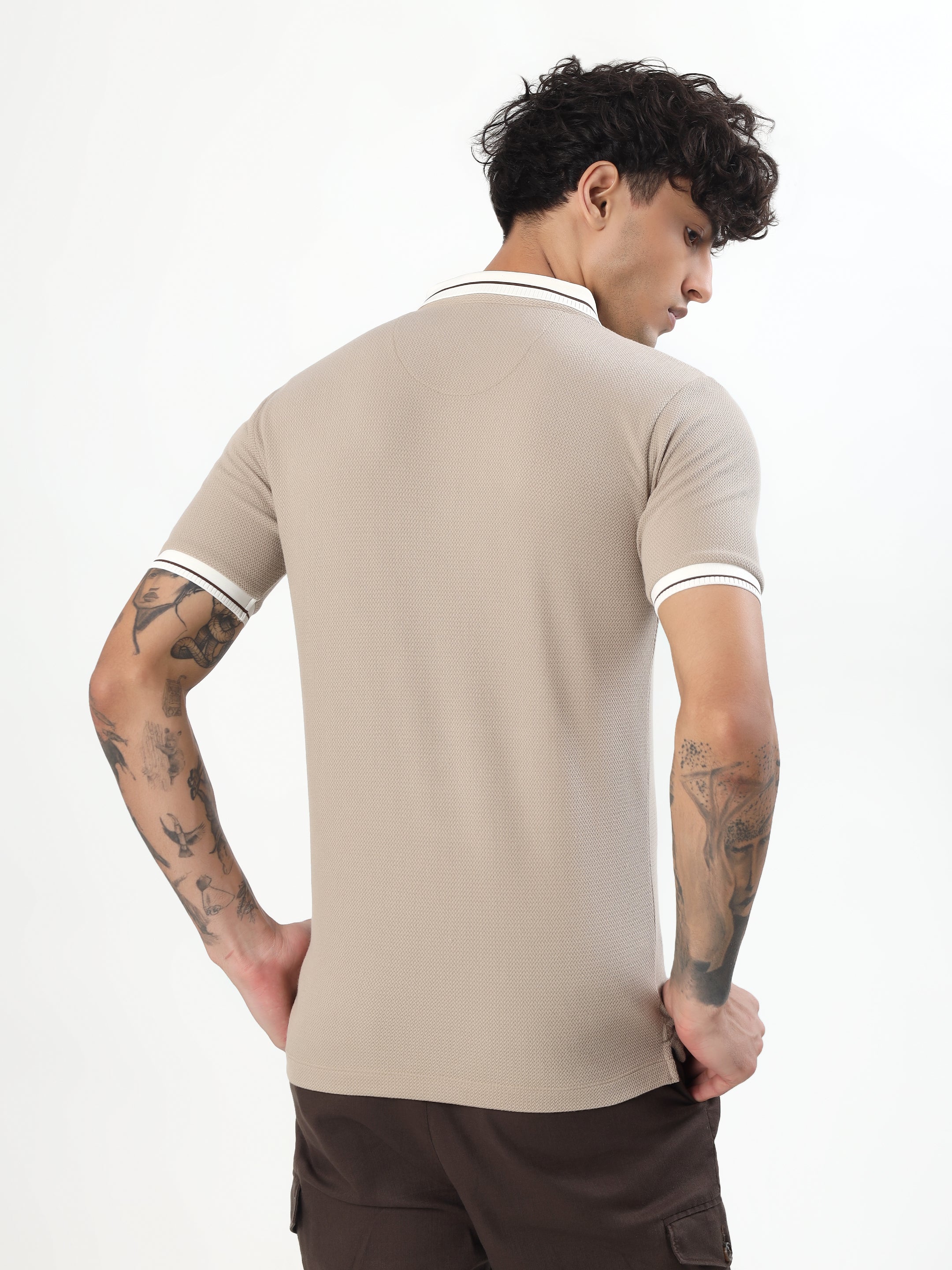 TEXTURED TIPPED COLLAR POLO T-SHIRT