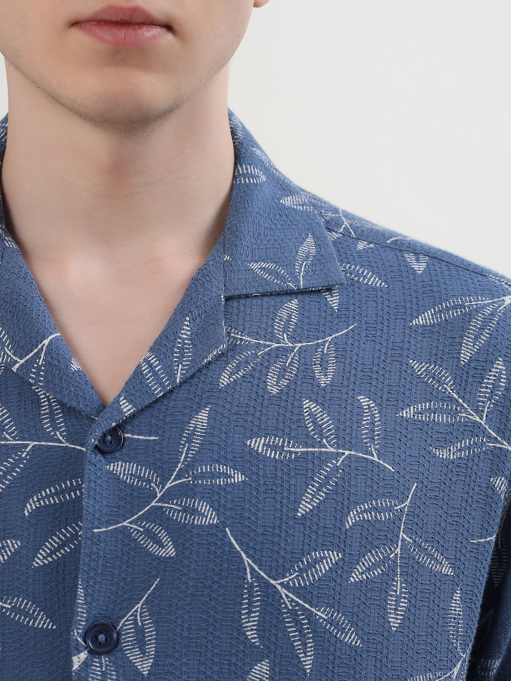 DUSTY BLUE BOTANICAL PRINT RESORT