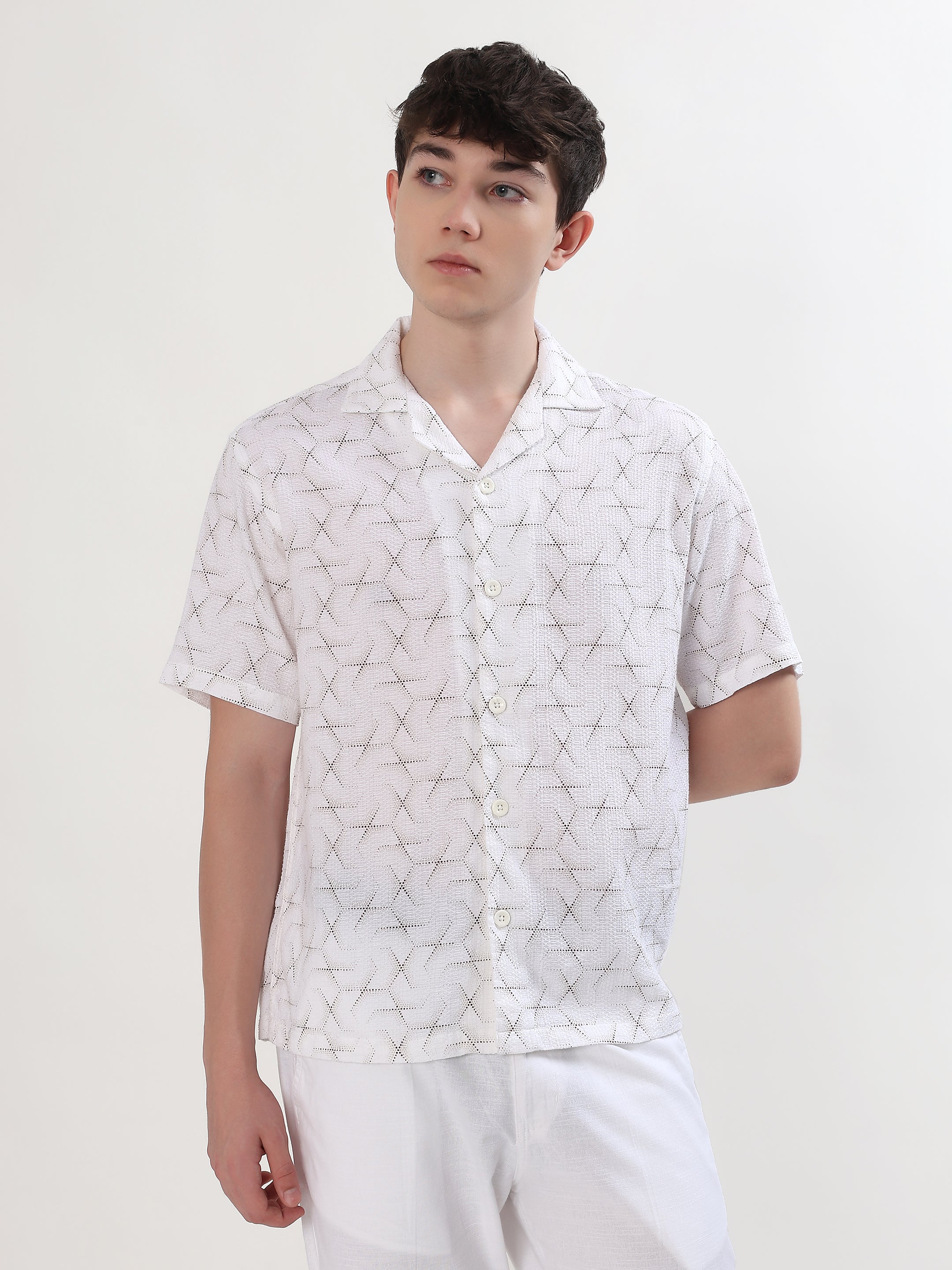 IVORY WHITE GEOMETRIC PRINT RESORT