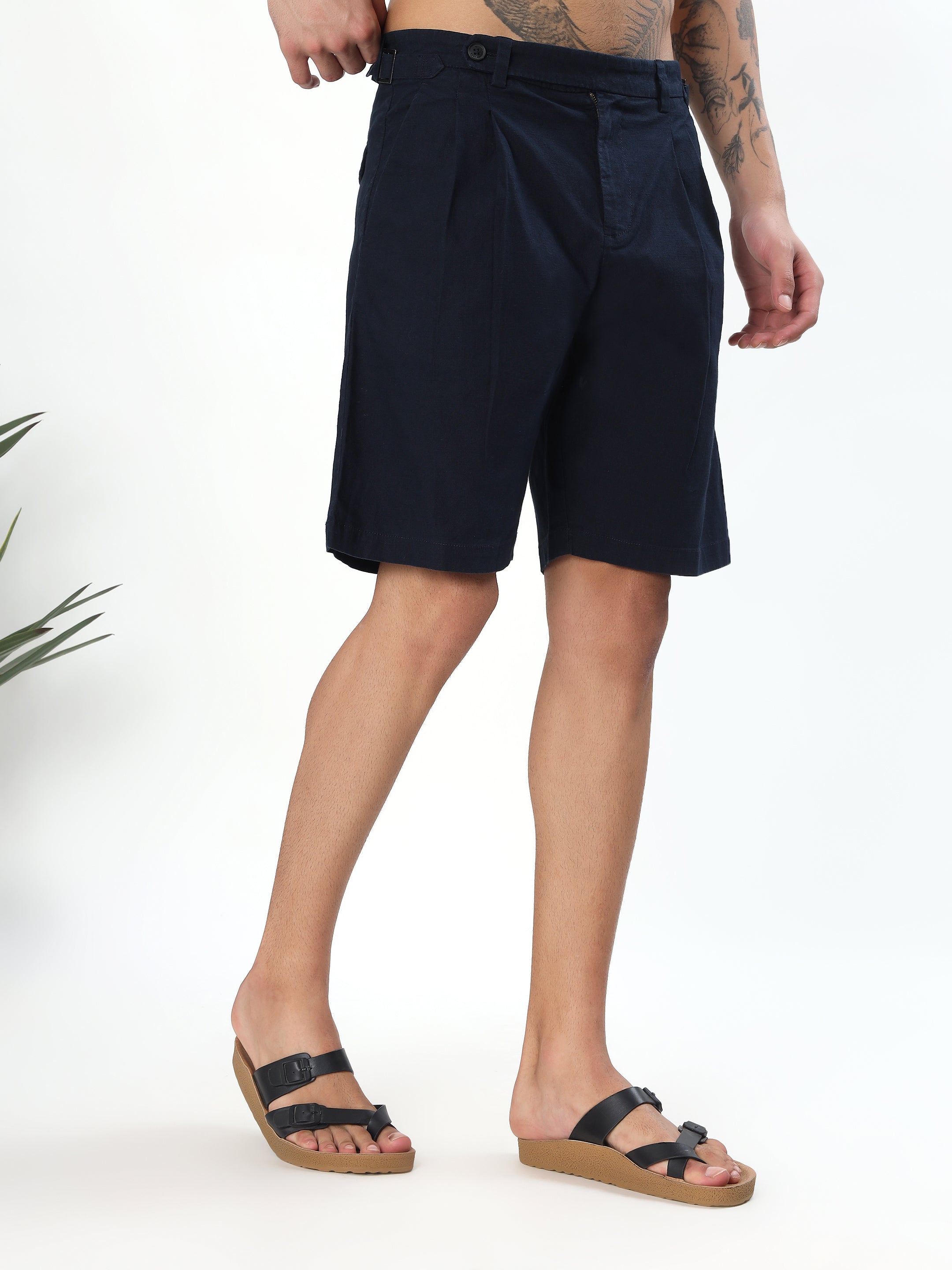 TAILORED PLEATED BERMUDA SHORTS