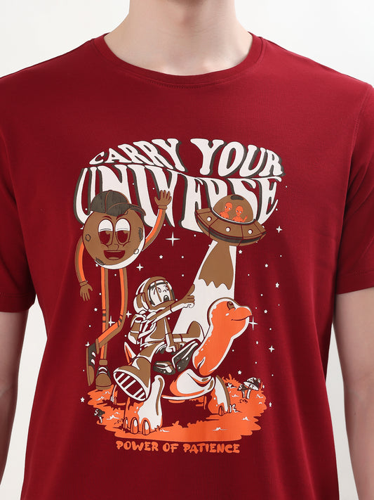 MAROON CARRY YOUR UNIVERSE GRAPHIC T-SHIRT