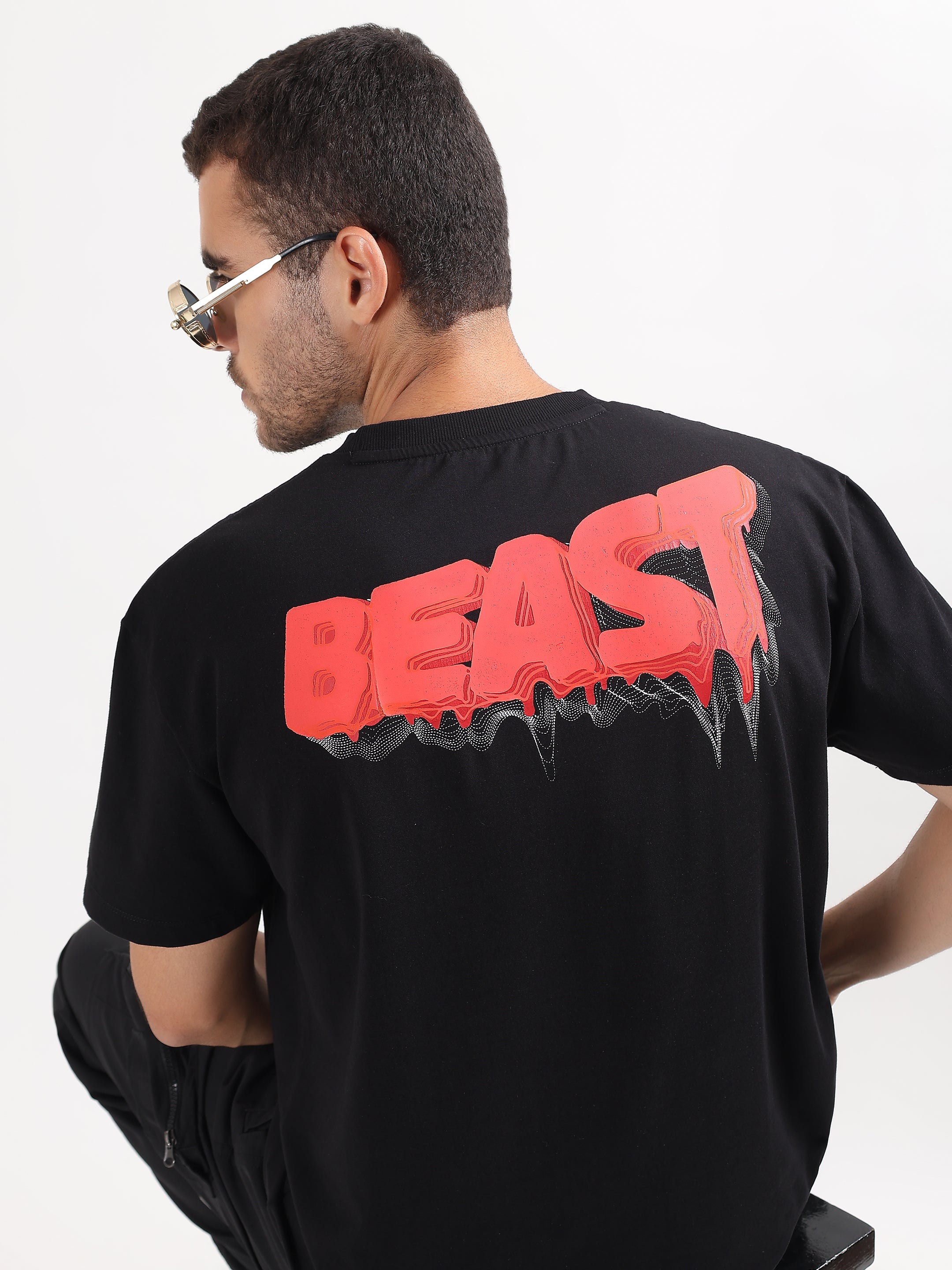 BLACK DRIPPING TEXT GRAPHIC T-SHIRT