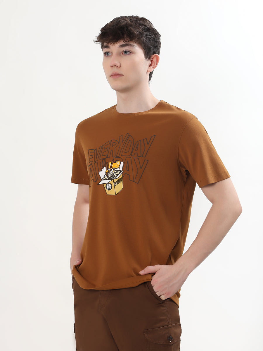 GINGER BROWN EVERYDAY RAMEN GRAPHIC T-SHIRT
