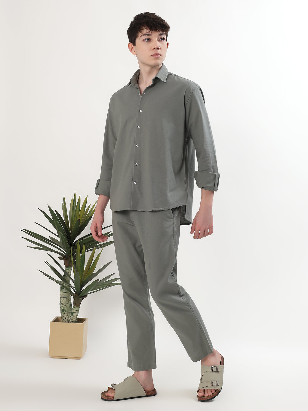 SAGE GREEN LINEN SHIRT