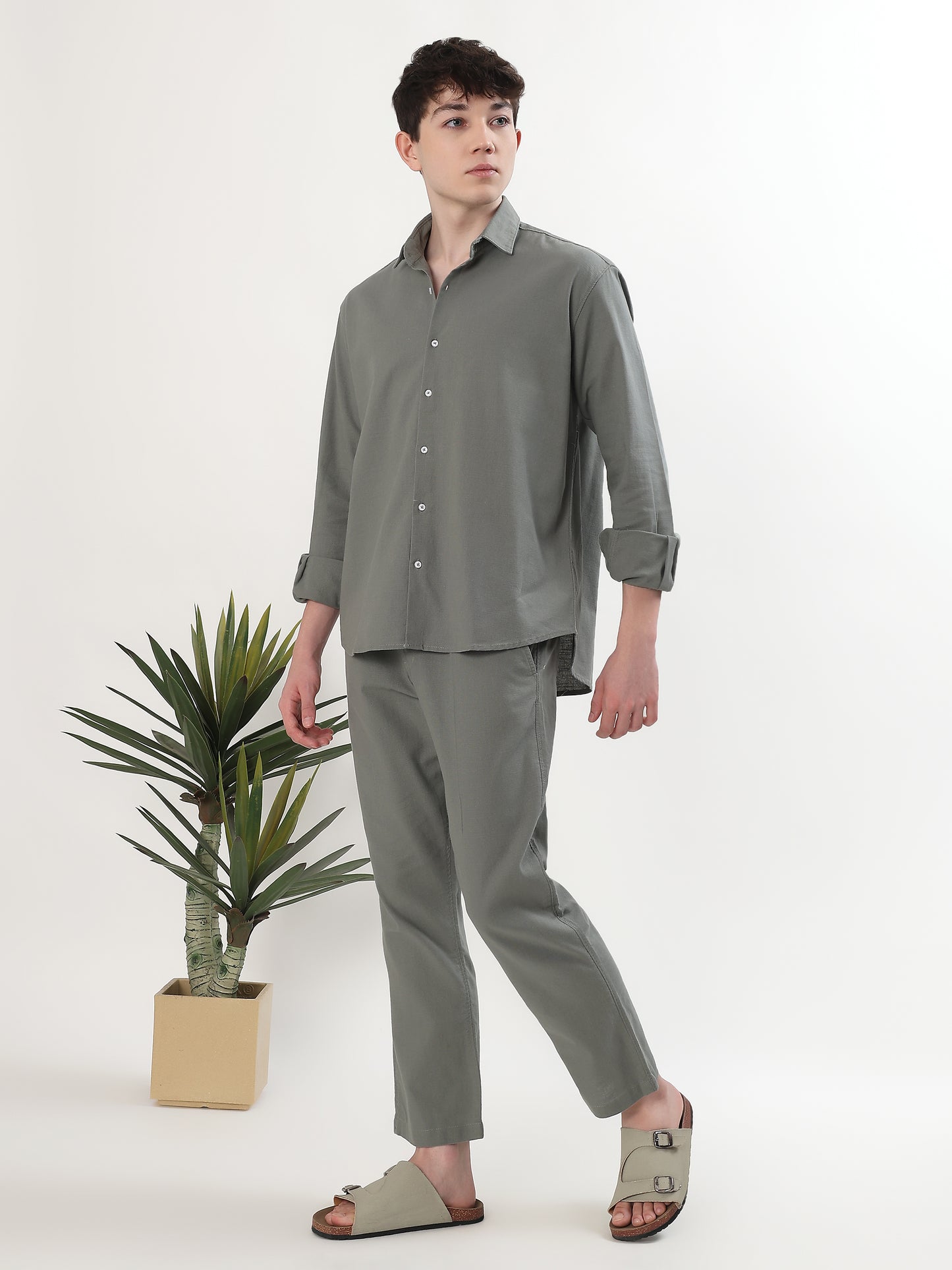 PREMIUM SAGE GREEN SOLID FULL SLEEVE LINEN SHIRT