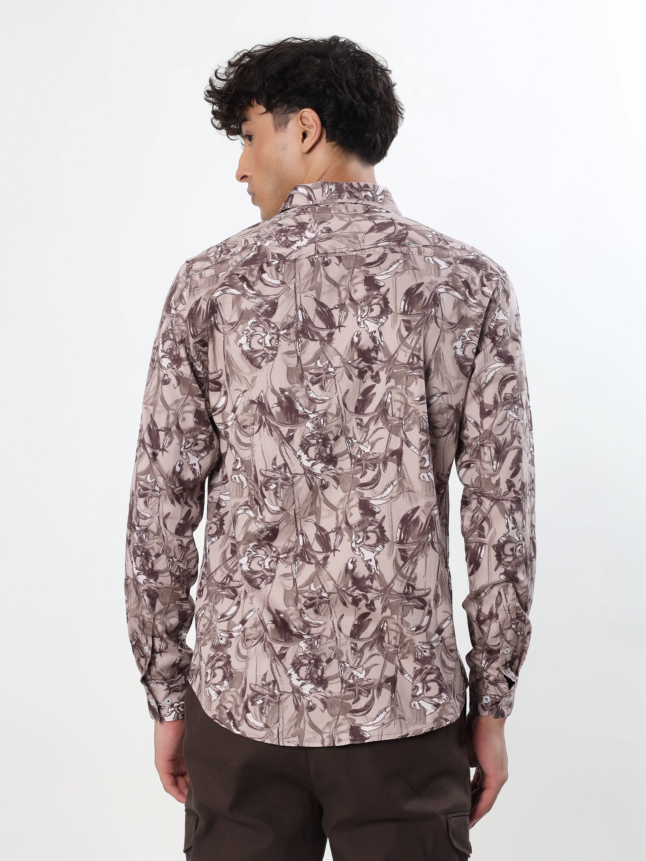 BEIGE AND BROWN ABSTRACT FLORAL SWIRL