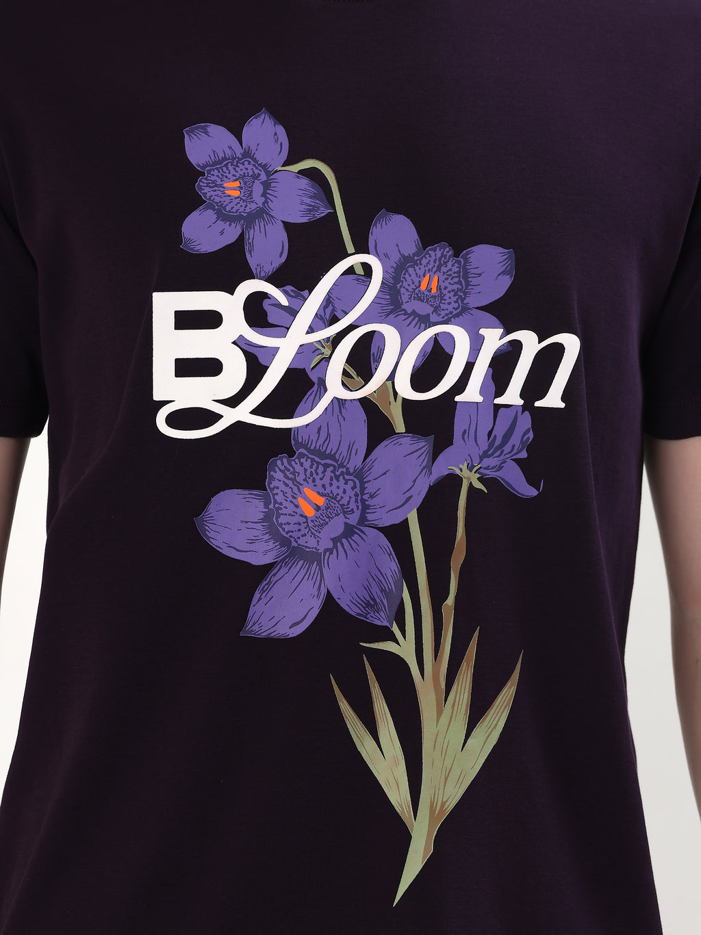 DEEP PURPLE BLOOM FLORAL GRAPHIC T-SHIRT